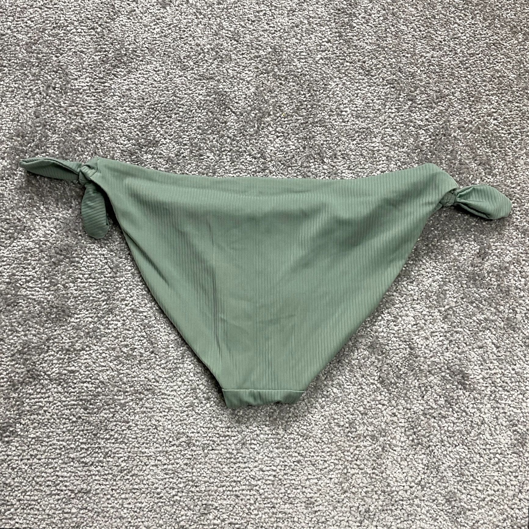 Vintage VINTAGE No Boundaries Women's Bikini Bottom Summer Beach Swimwear Small Pastel Green Side Tie Nylon Spandex Size 32" / US 10 / IT 46 - 2 Thumbnail