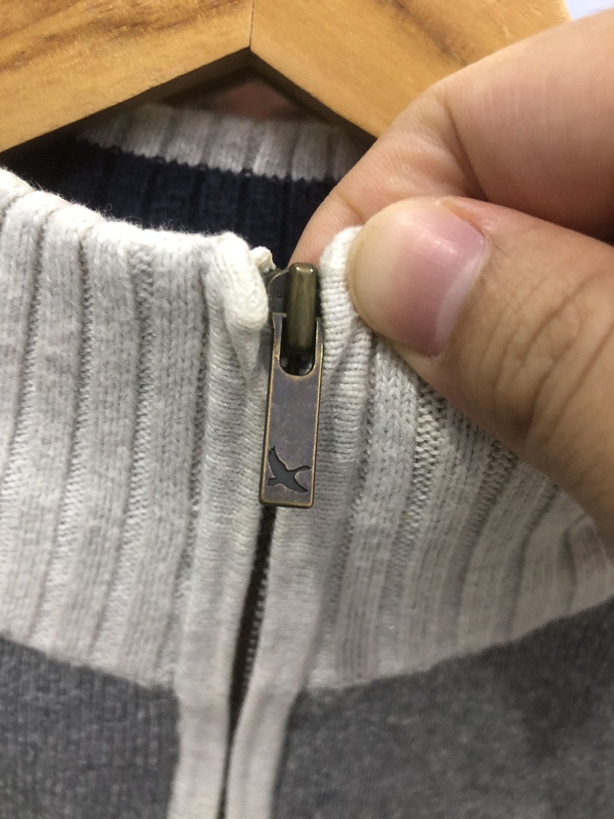 Eddie Bauer × Japanese Brand Vintage Eddie Bauer Striped distressed Sweatshirt Size US S / EU 44-46 / 1 - 8 Thumbnail