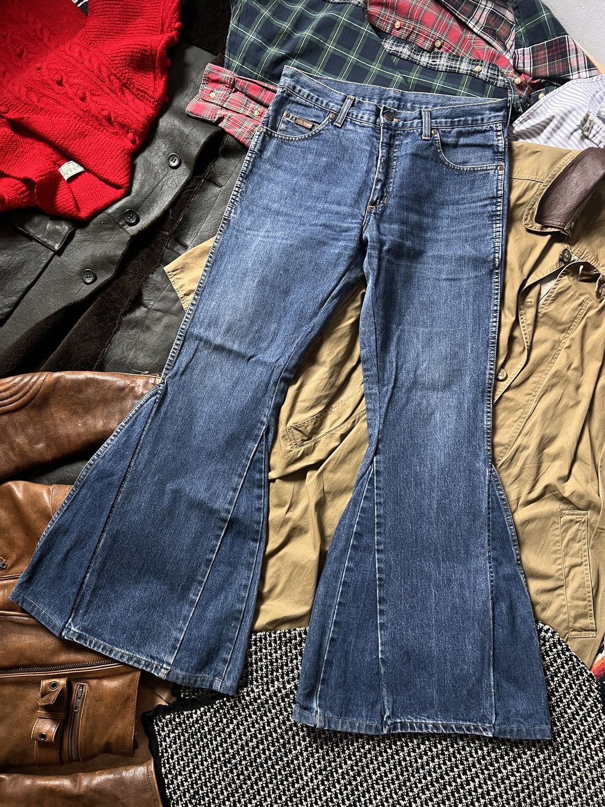 Wrangler Flared Wrangler Cowboy Y2K Jeans 32x32 Pants Size 30" / US 8 / IT 44 - 1 Thumbnail
