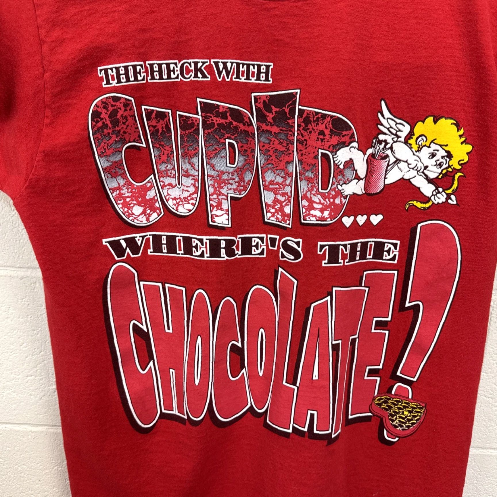 CHOCOOLATE VINTAGE Cupid Where's the Chocolate T-Shirt Large Red Graphic Unisex Adults Short Sleeve Crew Neck 90s Valentine's Day Made in USA Size US L / EU 52-54 / 3 - 2 Thumbnail