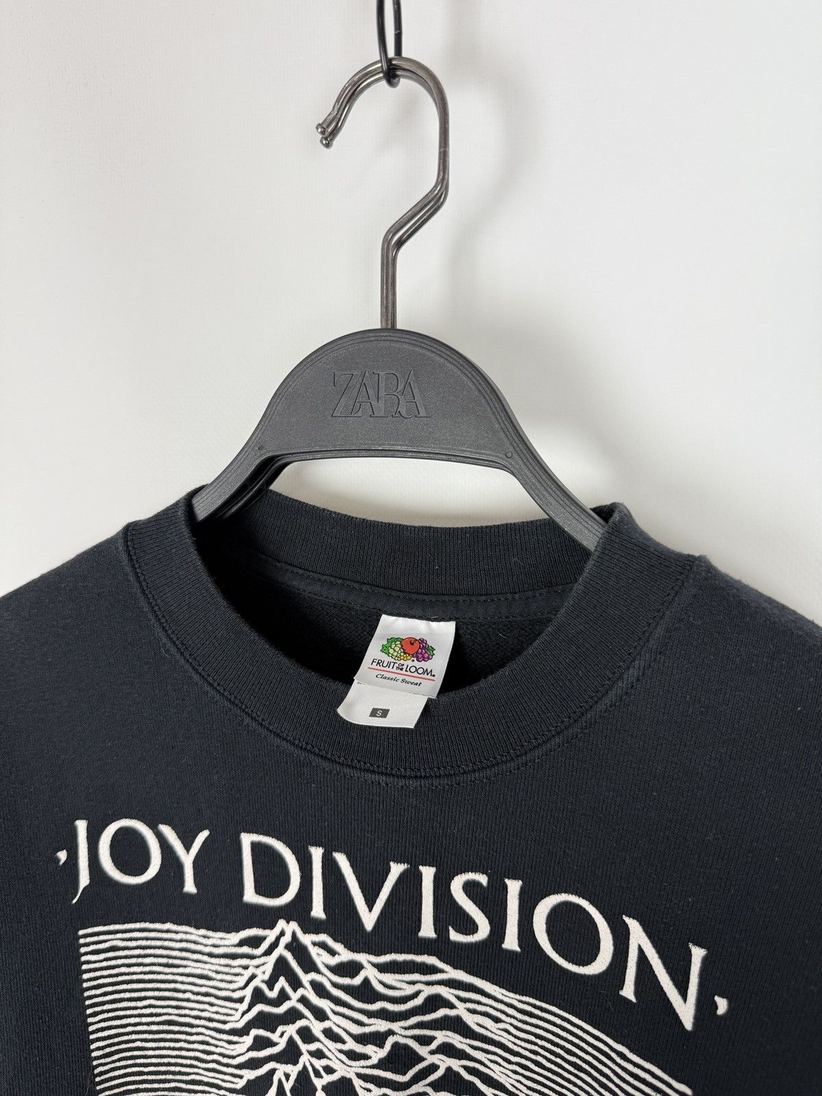 Band Tees 2000s Vintage Joy Division Unknown Pleasures Boxy Sweatshirt Size US S / EU 44-46 / 1 - 3 Thumbnail