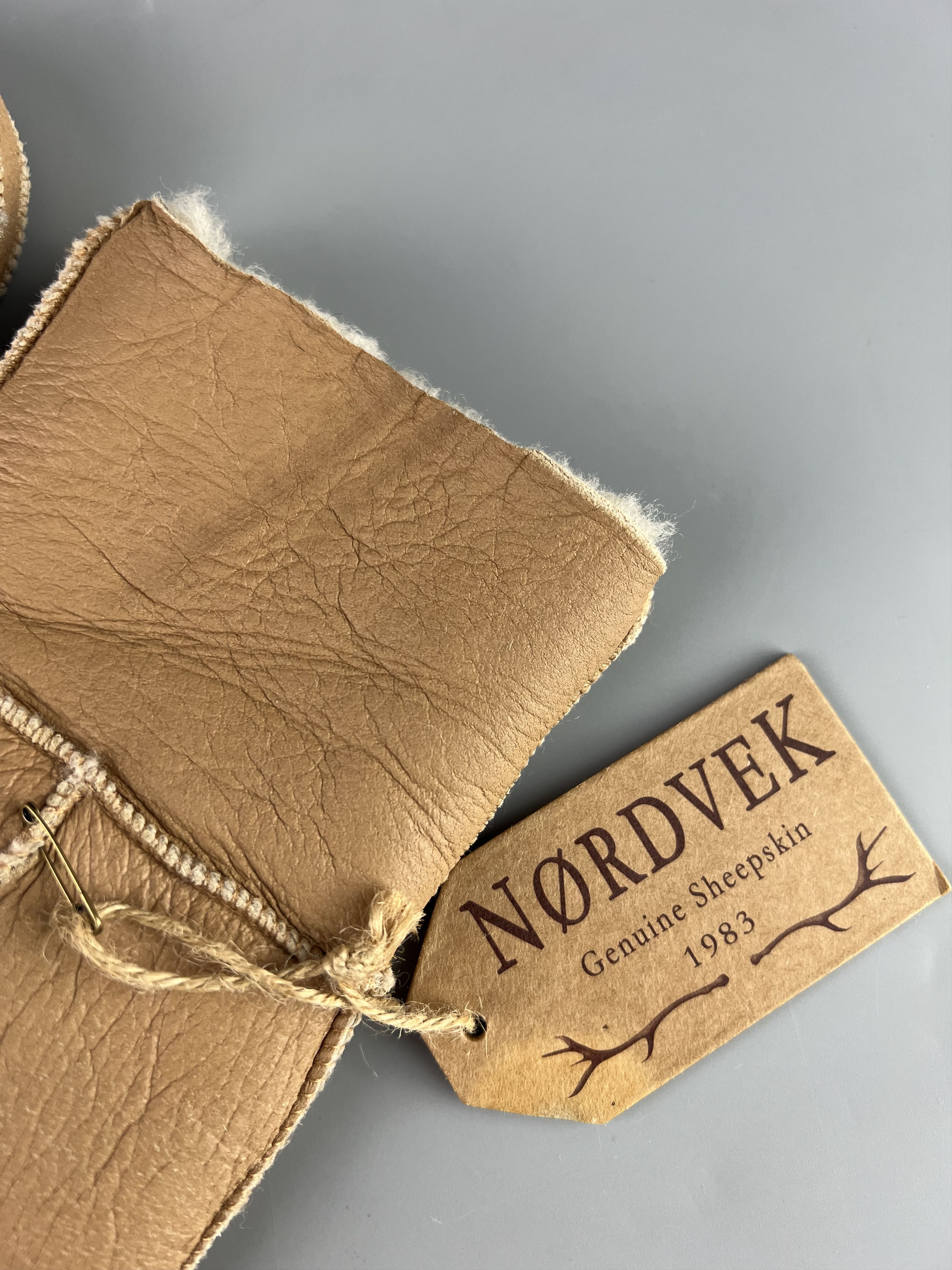 Designer Nordvek Women's Genuine Sheepskin Gloves Size M Size ONE SIZE - 3 Thumbnail
