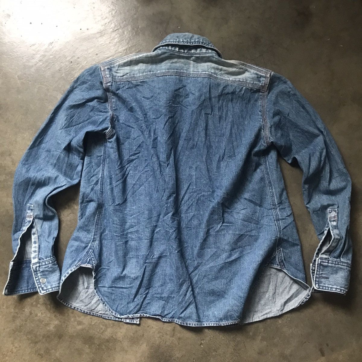 Buzz Rickson's × Indigo Reproduction USN Chambray Work Shirt Size US M / EU 48-50 / 2 - 16 Thumbnail