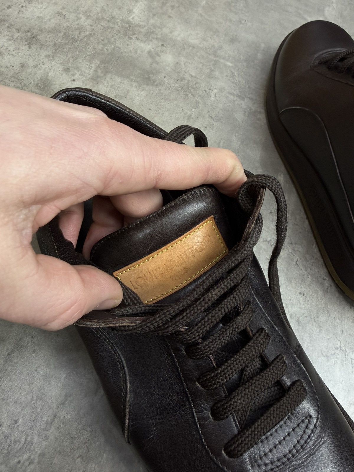 Louis Vuitton Louis Vuitton Brown Leather Low Top Sneakers Size US 7 / EU 40 - 21 Thumbnail