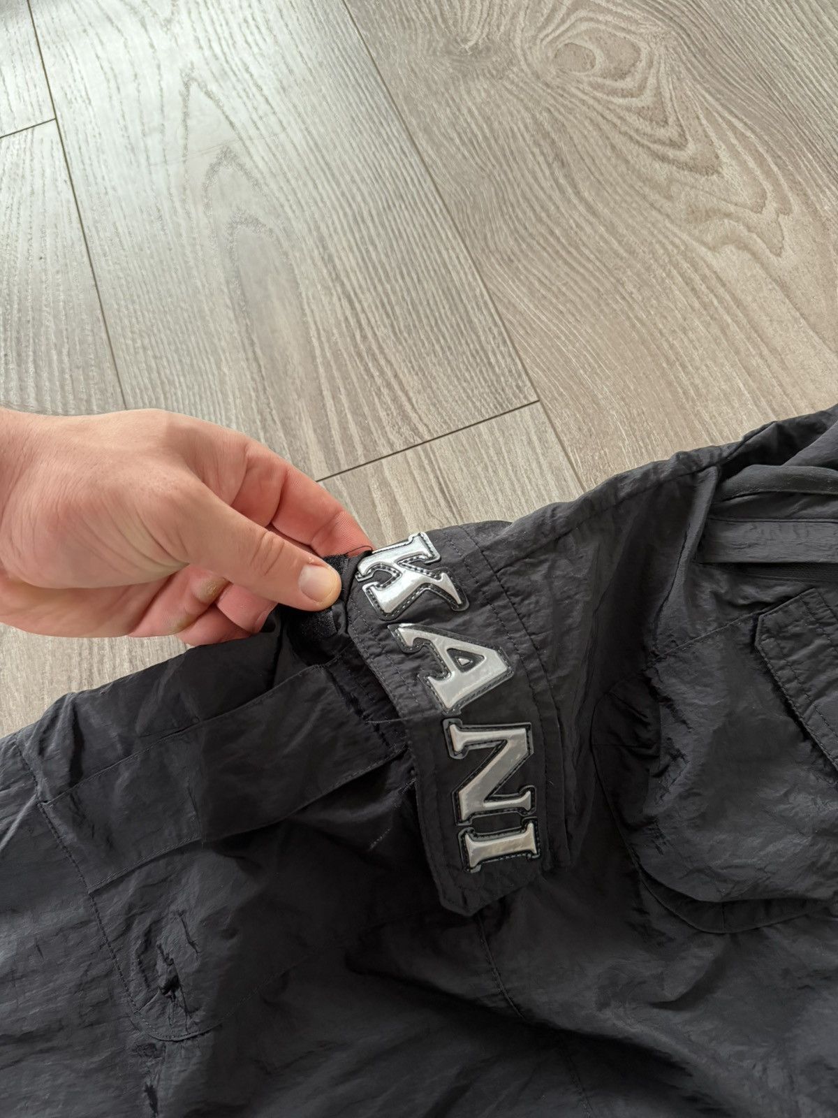 Karl Kani Karl Kani Embroidered Logo Nylon Rap Black Unisex Joggers Size US 30 / EU 46 - 17 Thumbnail