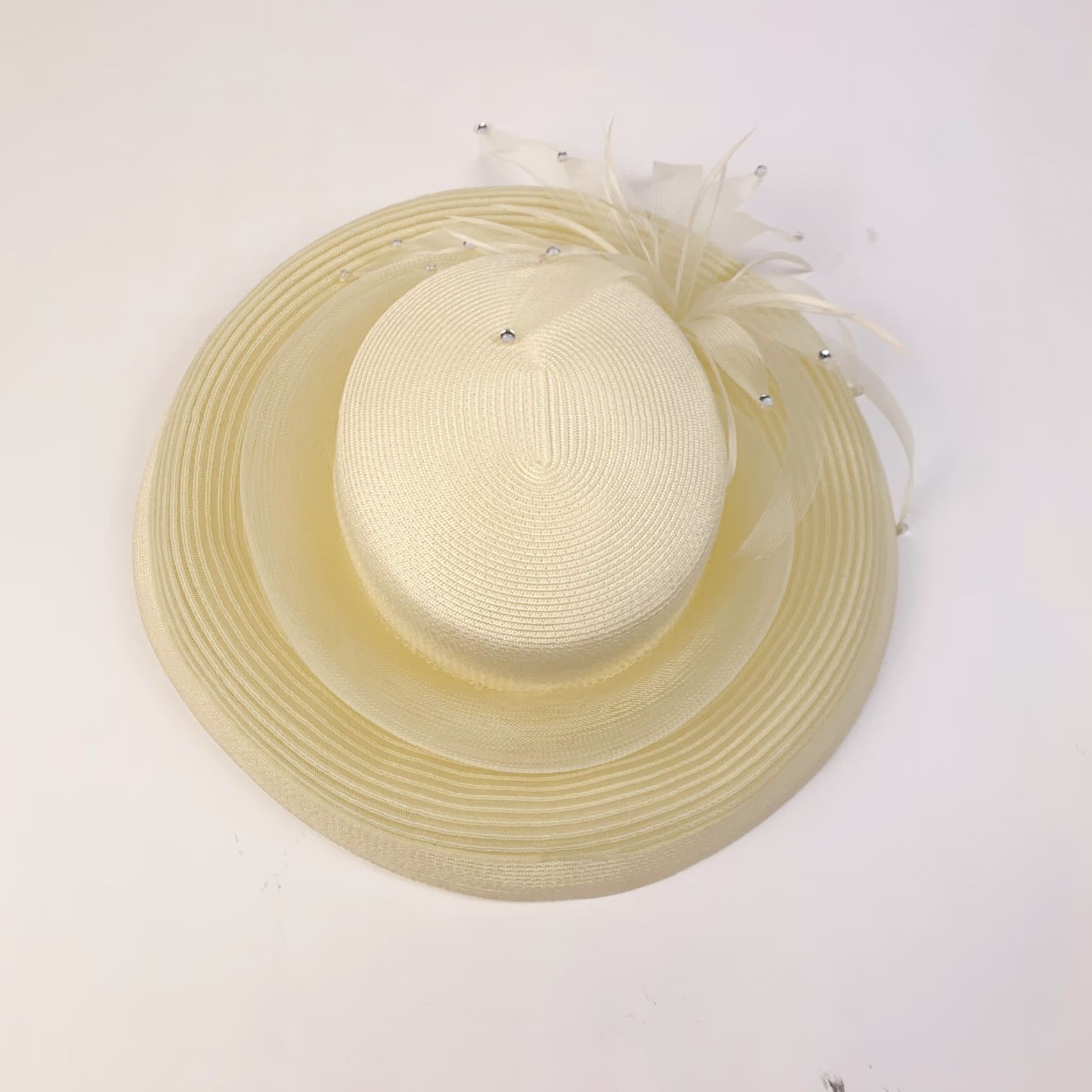 Vintage VINTAGE Derby Hat - Made in Taiwan - Ivory Polypropylene Church Tea Fancy Hat, 1980s, Tulle, Special Occasion, Unbranded, Mens/Womens Size ONE SIZE - 4 Thumbnail