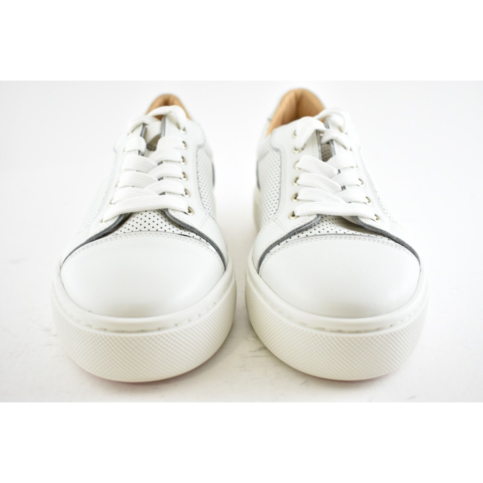 Christian Louboutin Christian Louboutin White Leather Low Top Sneaker 40 Size US 10 / IT 40 - 6 Thumbnail