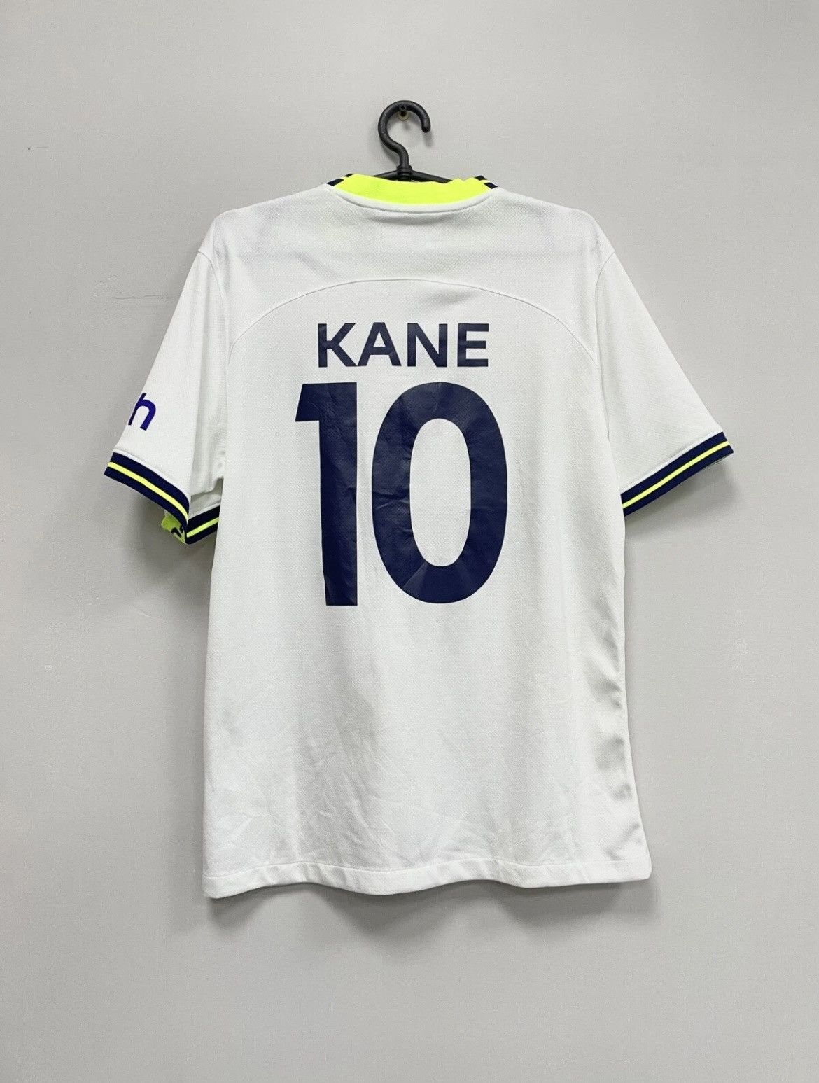 Nike Tottenham Hotspur 2022/2023 Home Football Shirt Kane #10 Size US M / EU 48-50 / 2 - 1 Thumbnail