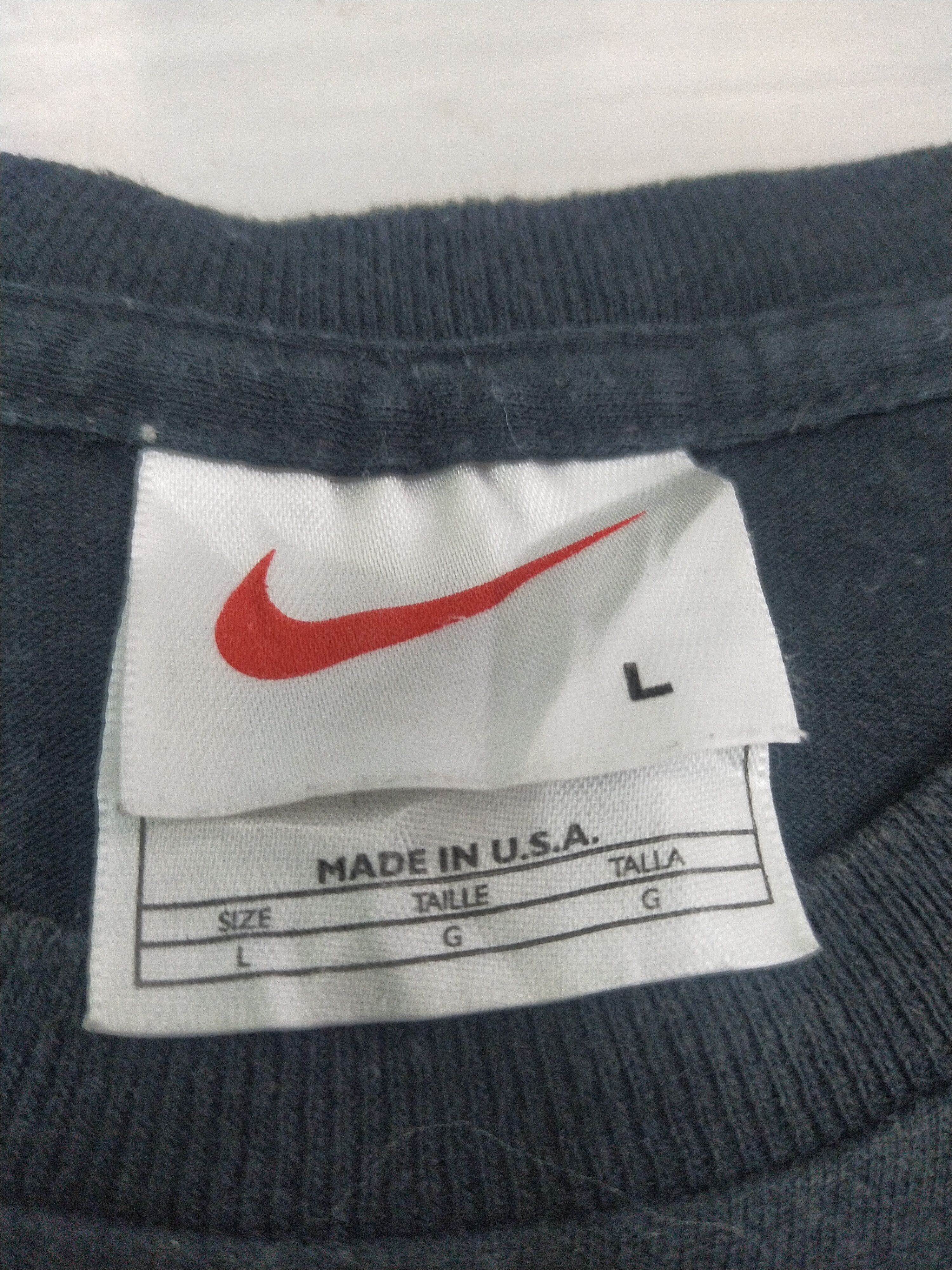 Nike Vintage 90s Nike T-shirts Size US L / EU 52-54 / 3 - 4 Thumbnail