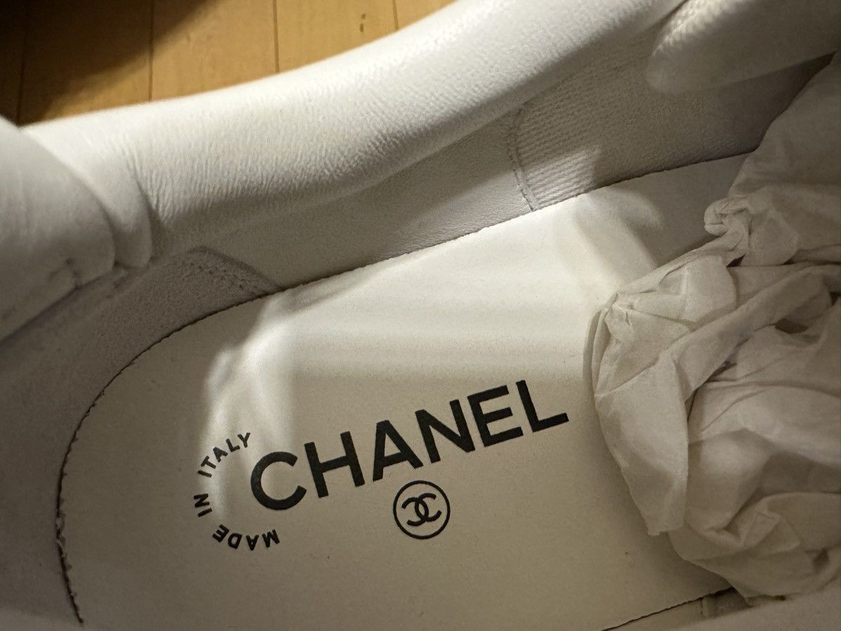 Chanel Pharrell x Chanel Graphic Canvas Sneakers Size US 9.5 / EU 42-43 - 8 Thumbnail