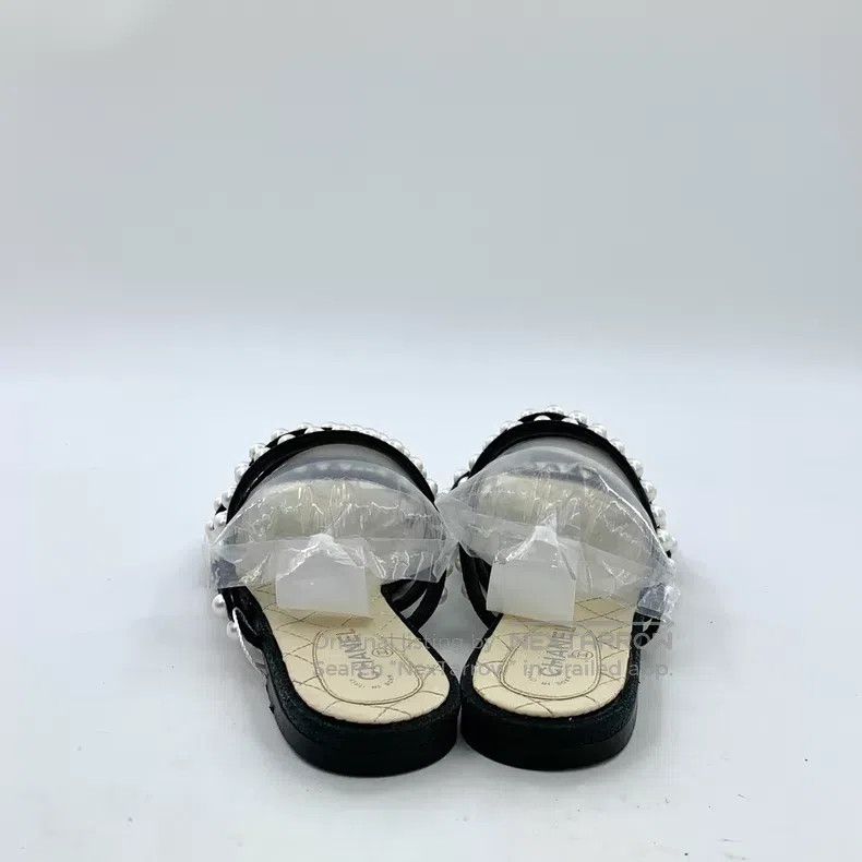 Chanel Chanel Black pearl double C decoration casual flat one-wor Size US 5 / IT 35 - 4 Thumbnail