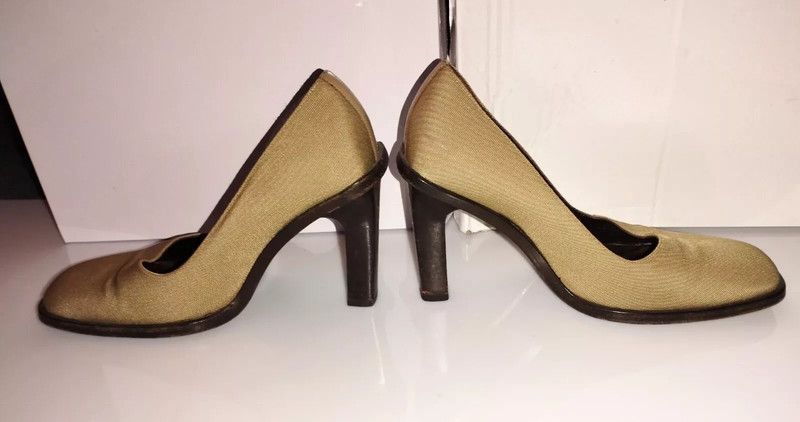 Gucci Gucci Escarpins Talons Carrés cuir Nid d'Abeille T 38 Size US 7 / IT 37 - 9 Thumbnail
