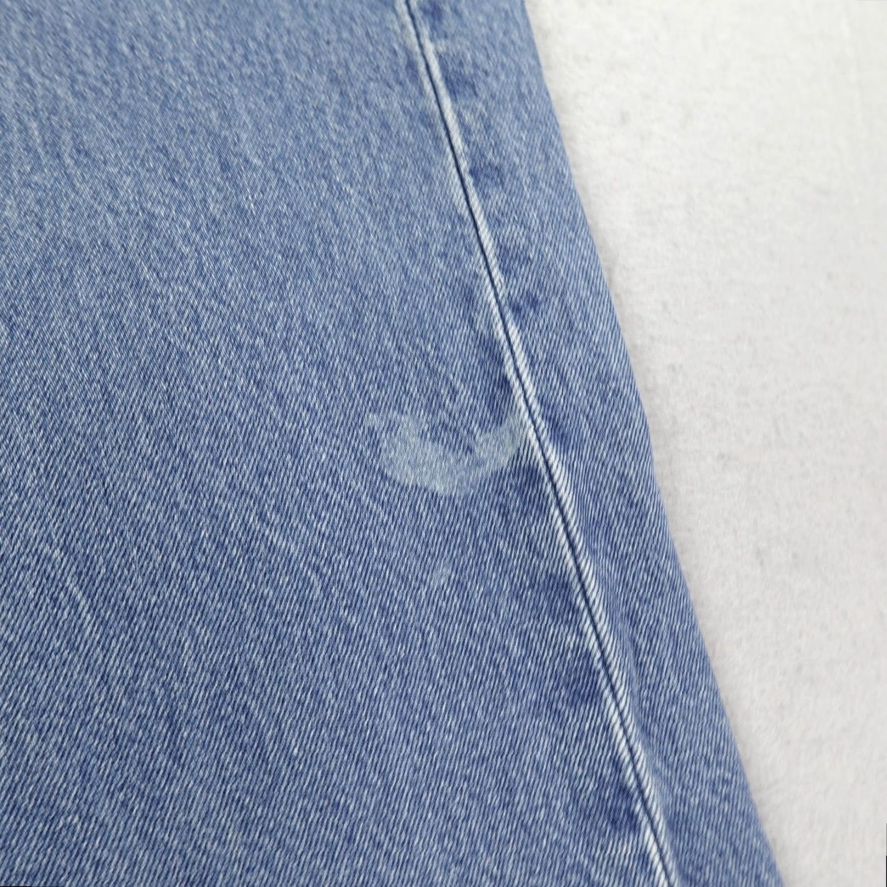 Levi's VINTAGE Levi's Jeans Mens 42x28 Denim 501 Button Fly Distressed Faded 90s USA Size US 42 / EU 58 - 5 Thumbnail