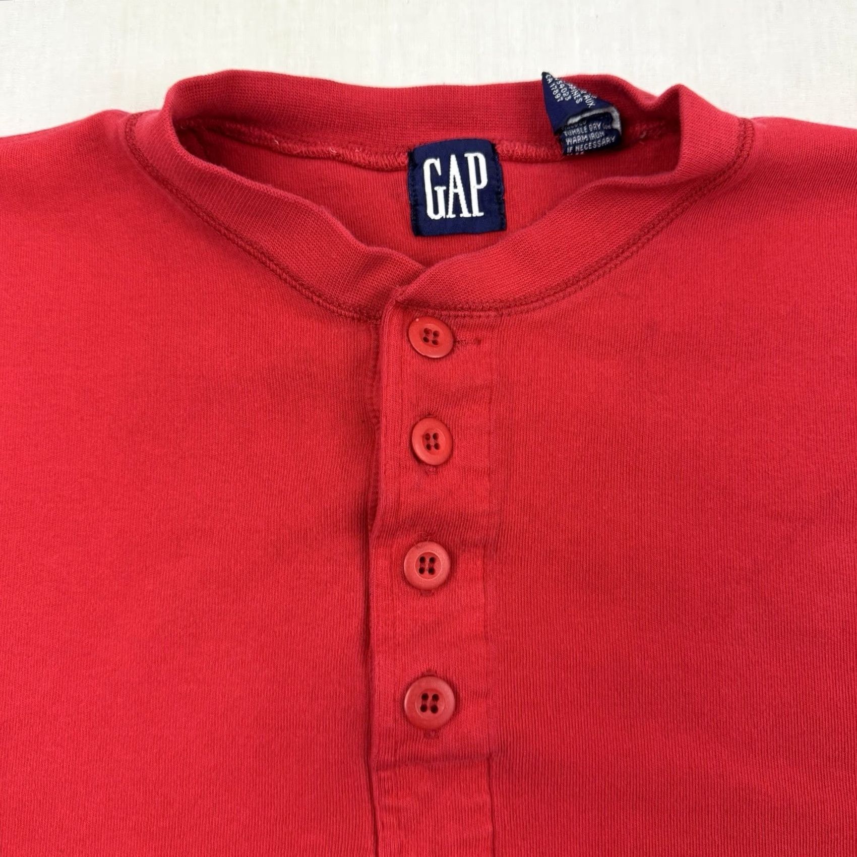 Gap VINTAGE Gap Henley Shirt Adult Medium Long Sleeve Red 90s Y2K Hipster Button Up Shirt Mens Size US M / EU 48-50 / 2 - 6 Thumbnail