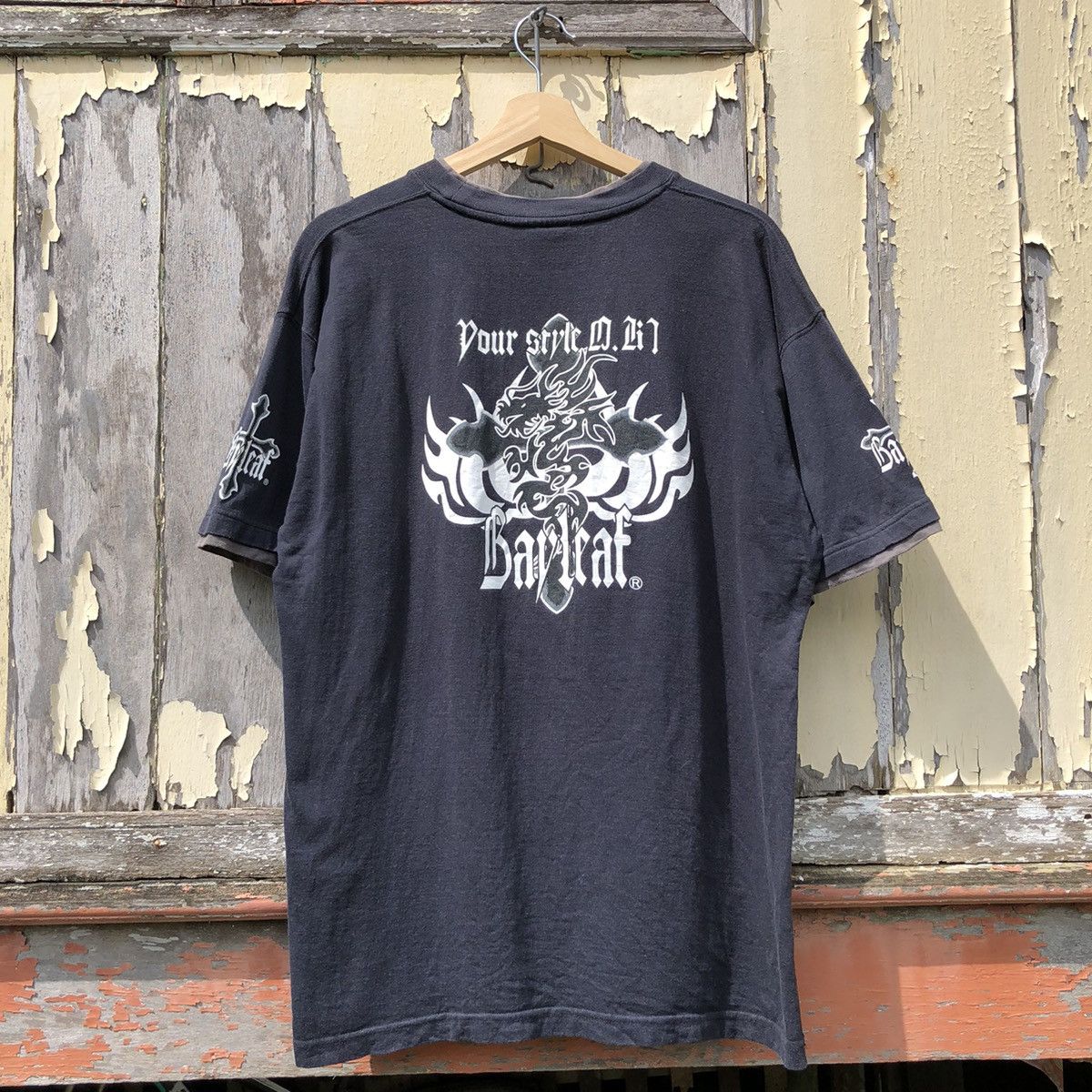 Vintage 🔥Sunfaded🔥 Vintage y2k Bavaleaf Dragon Tshirt Size US L / EU 52-54 / 3 - 1 Thumbnail