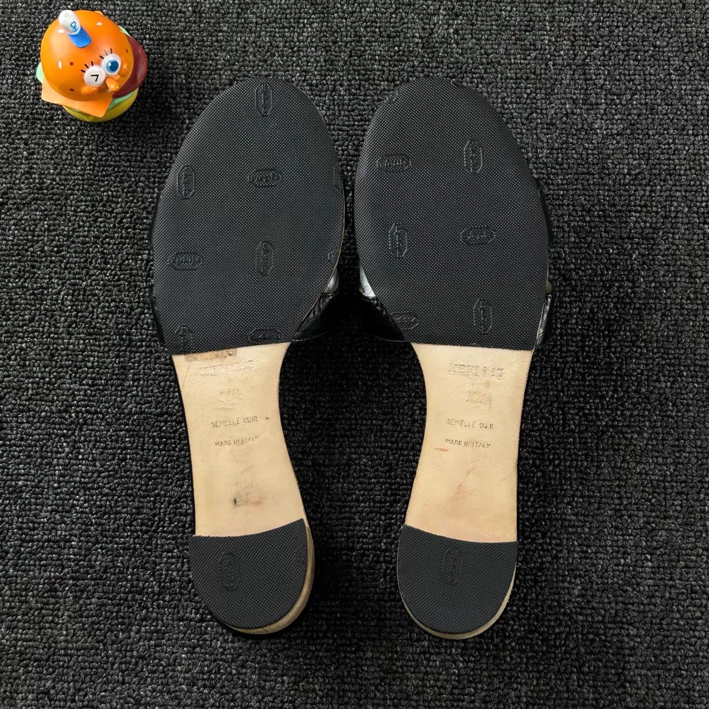 Hermes Hermes Black Slippers 39.5 Size US 9 / IT 39 - 6 Thumbnail