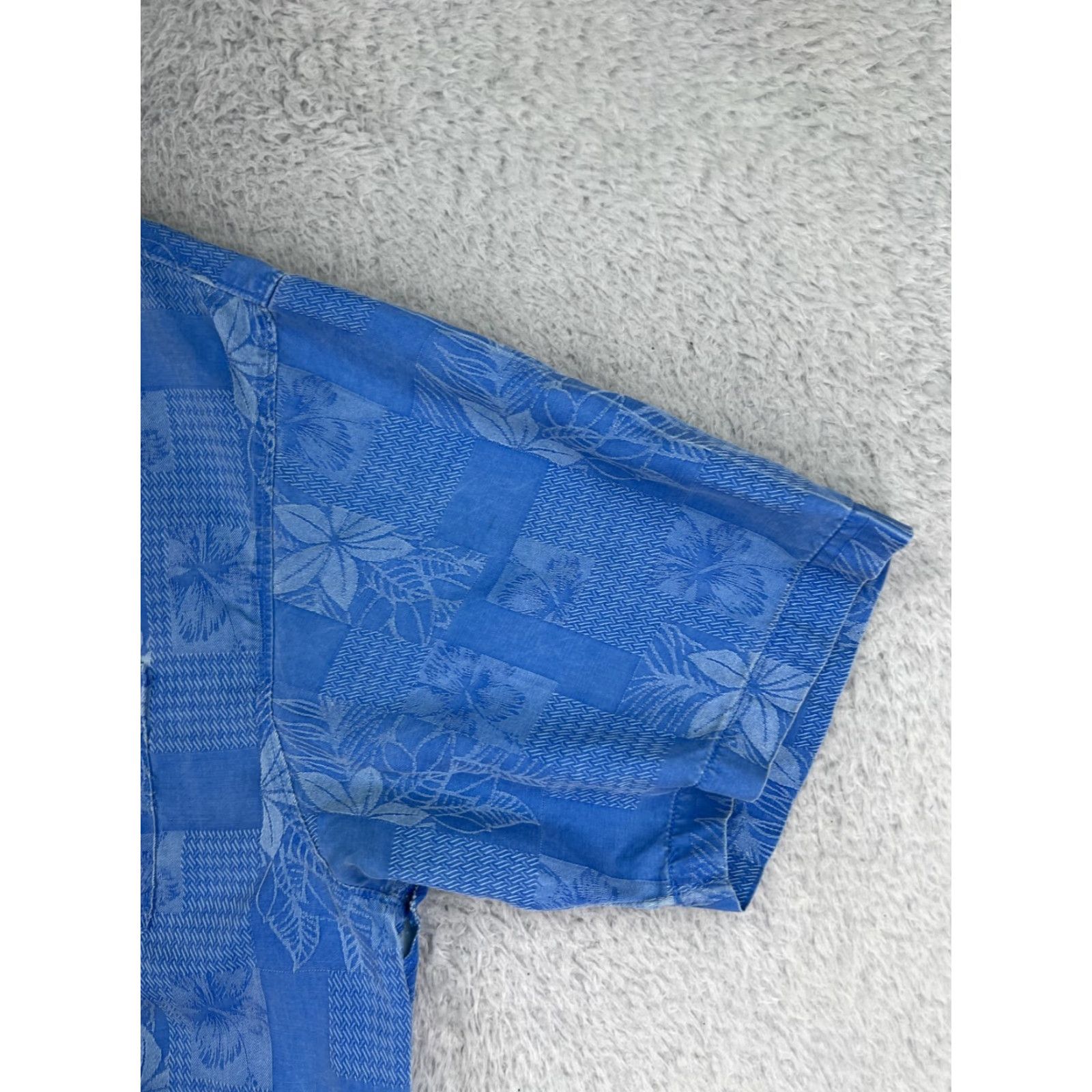 Tommy Bahama Tommy Bahama Shirt Men XL Silk Short Sleeve Button-Up Blue Hawaiian Floral Resort Aloha Mens Size US XL / EU 56 / 4 - 6 Thumbnail