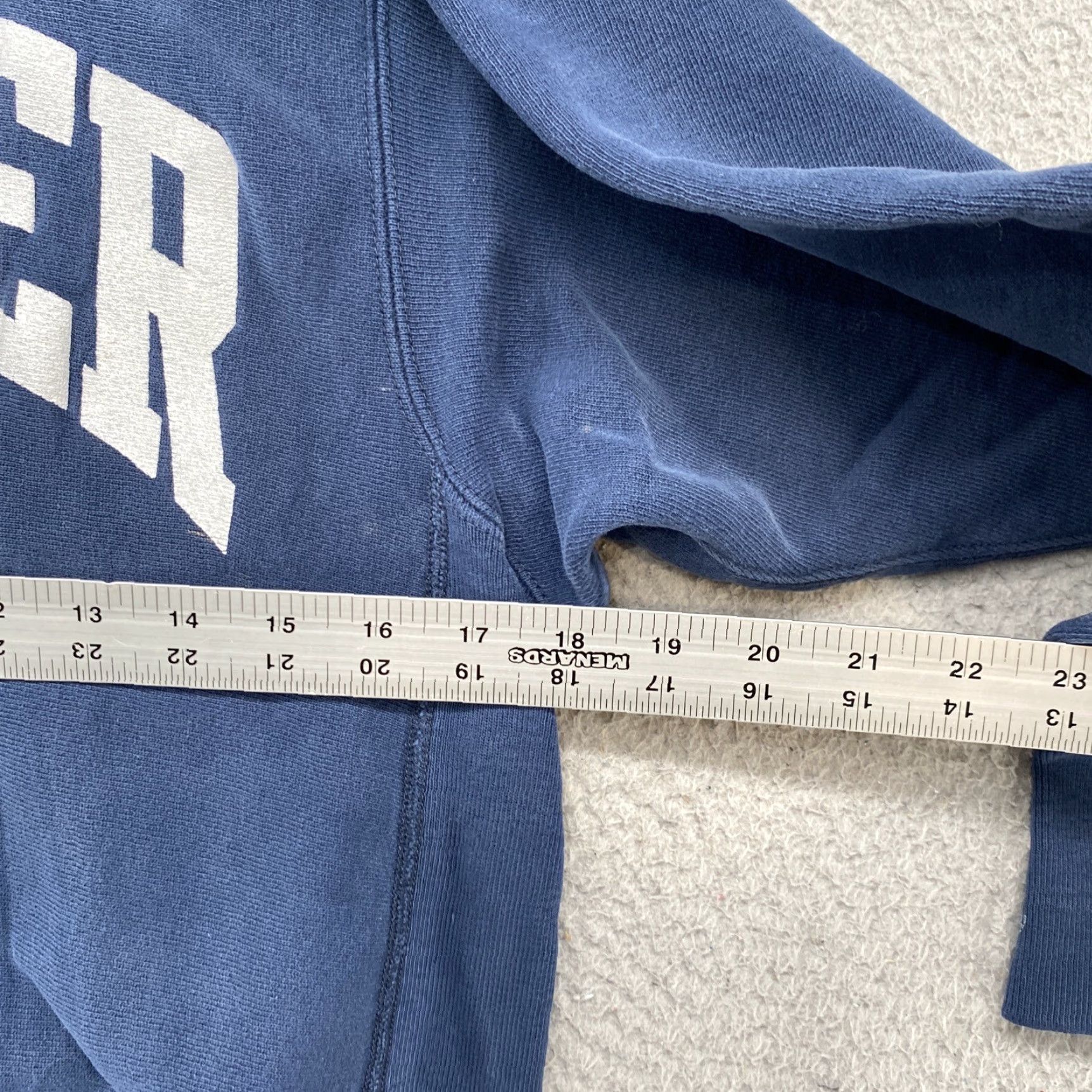 Champion VINTAGE Luther College Champion Reverse Weave Sweatshirt Small Mens Blue College 90s Pullover Reversible Distressed Size US S / EU 44-46 / 1 - 5 Thumbnail