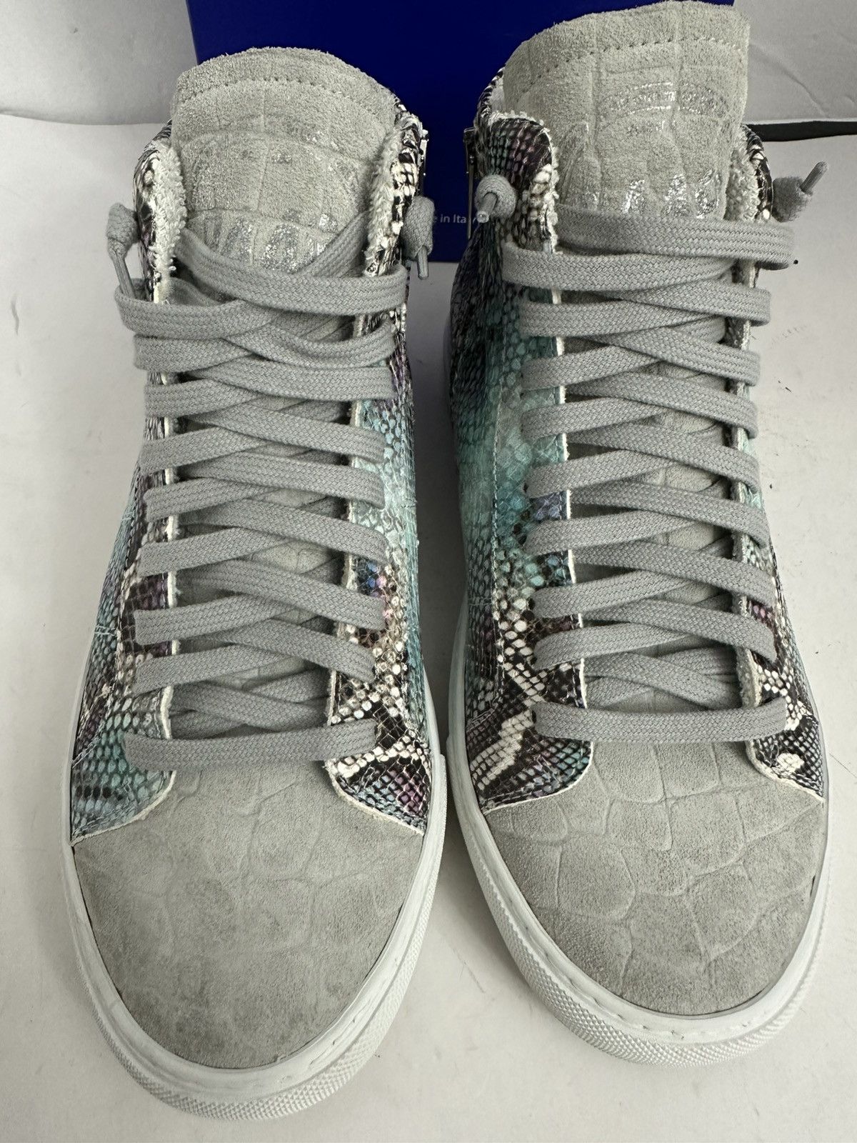 P448 P448 Star Embossed Low Hiding Heel High Top Sneaker Size US 9.5 / IT 39.5 - 3 Thumbnail