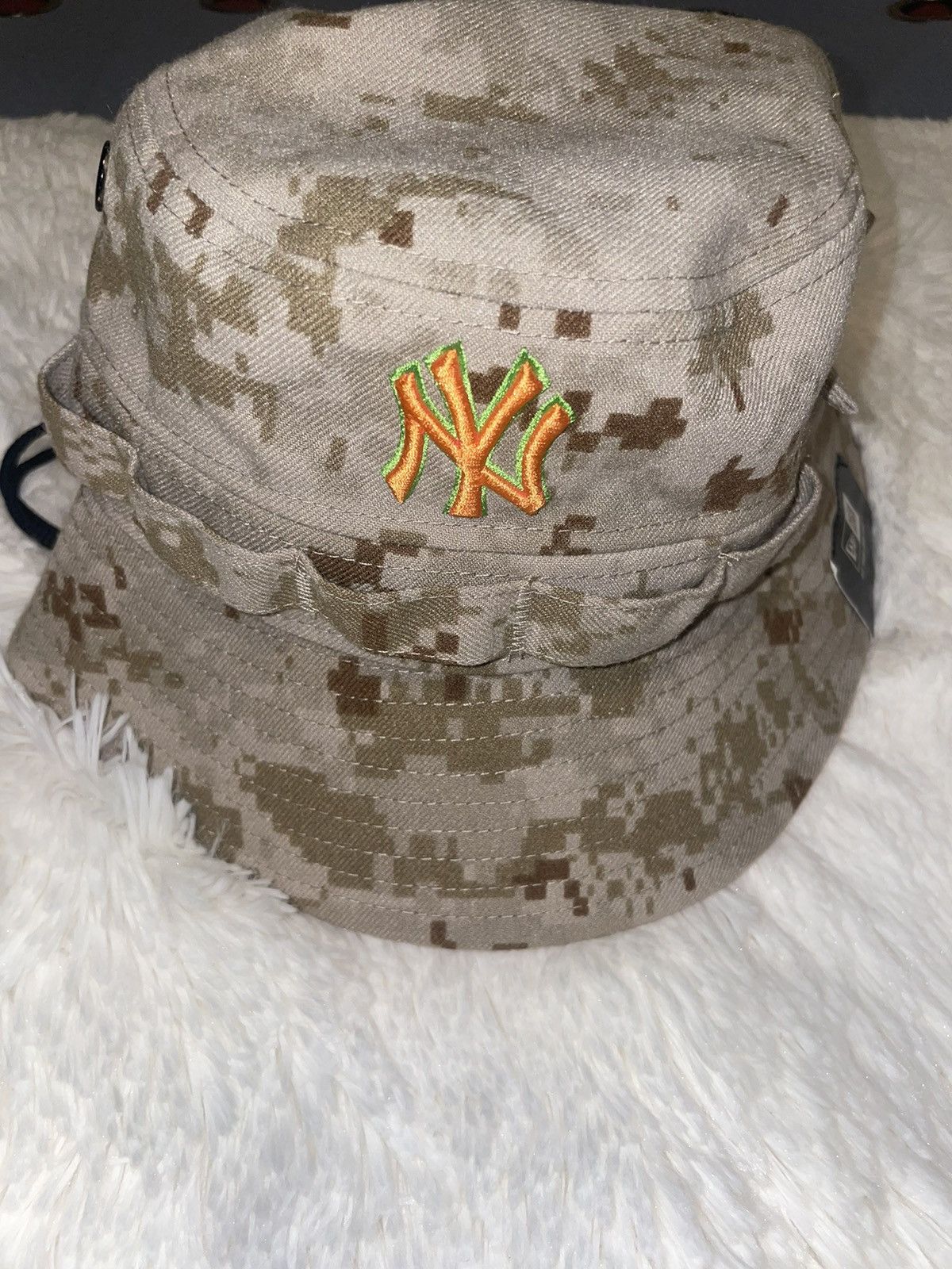 New Era NEW YORK YANKEES DIGITAL MARINE CAMO BUCKET HAT NEON LOGO | Grailed