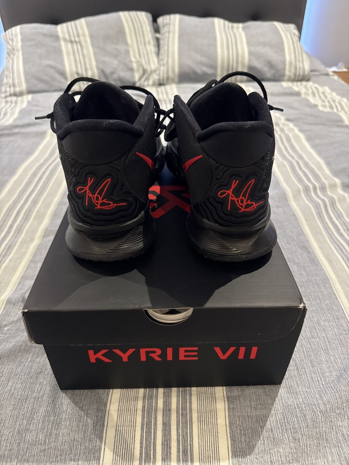 Nike Nike Kyrie 7 Bred Size US 8.5 / EU 41-42 - 4 Thumbnail