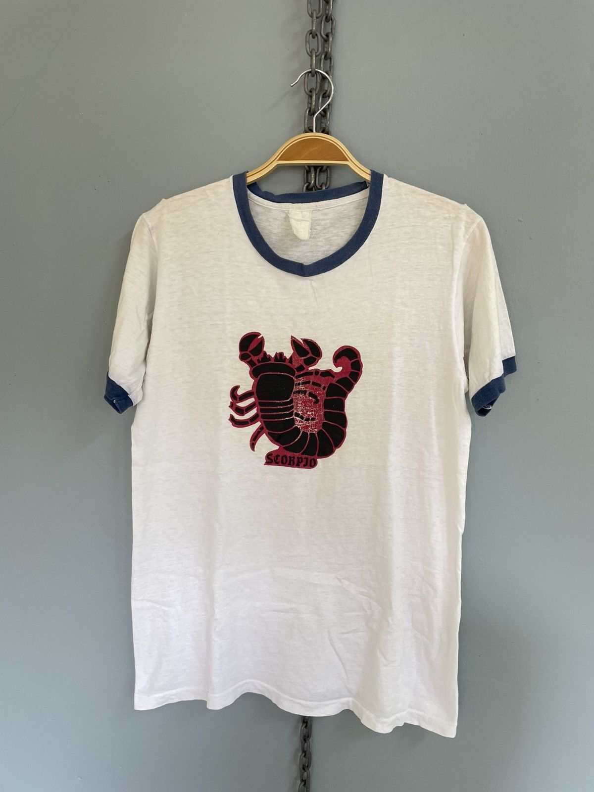 Vintage Vintage 80s Scorpio ringer t shirt Size US S / EU 44-46 / 1 - 1 Thumbnail