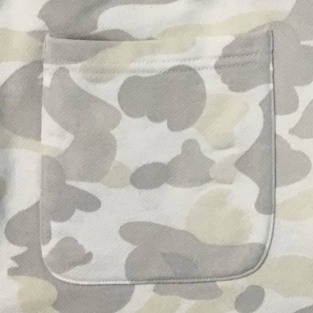 Bape 💫Glow in the dark💫 BAPE city camo sweat shorts APE ★size M Size US 32 / EU 48 - 6 Thumbnail