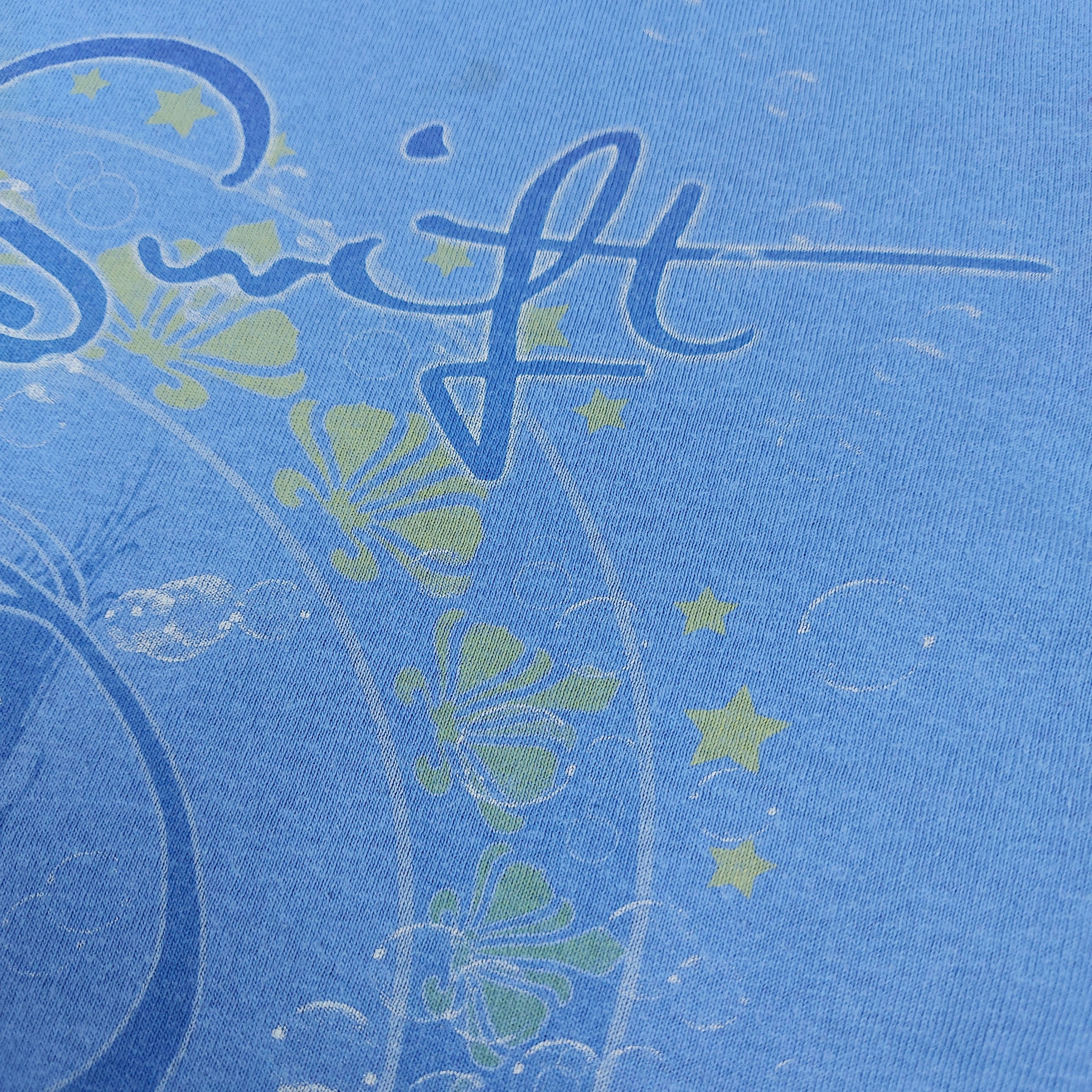 Band Tees Vintage 2009 Taylor Swift Fearless Tour Concert Tee Size US S / EU 44-46 / 1 - 9 Thumbnail