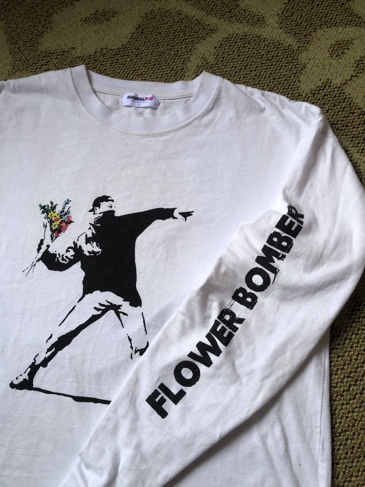 Vintage Vintage Banksy Flower Bomber Size US L / EU 52-54 / 3 - 3 Thumbnail