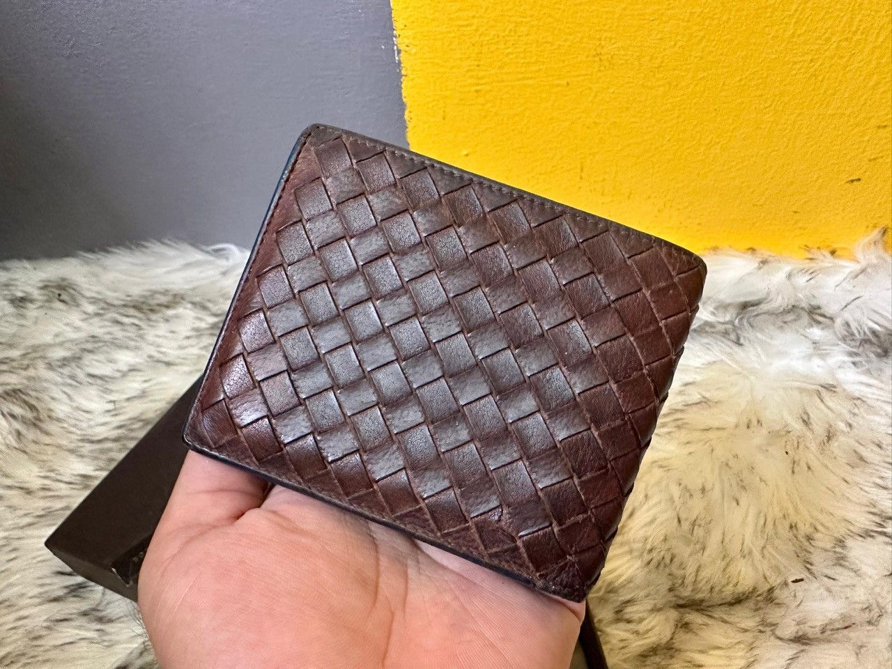 Bottega Veneta Authentic Bottega Veneta Intrecciato Piccolo Two Tone Bifold Size ONE SIZE - 2 Thumbnail