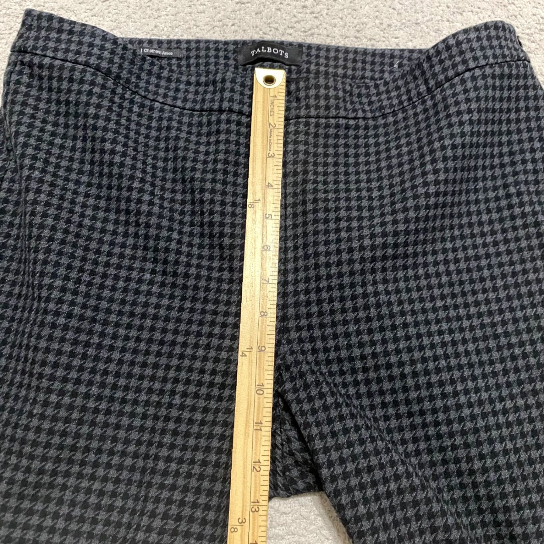 Talbots Talbots Pants Regular 14 Gray Plaid Straight Ankle Chatham Business Casual Womens Size 14 Gray Plaid Stretch 28in Inseam Men? Womens Size 24" / US 00 / IT 34 - 7 Thumbnail