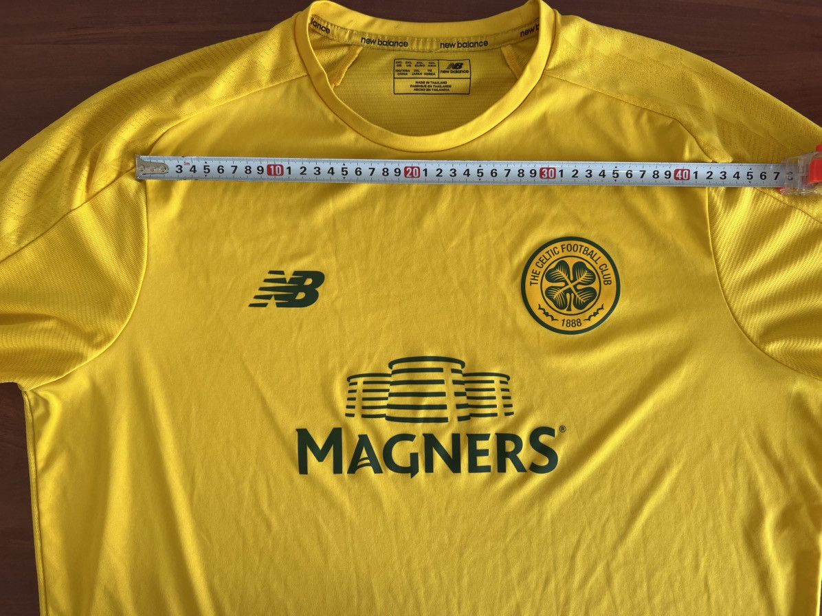 New Balance 2019/2020 Celtic Training Soccer Jersey Men’s Yellow XXL Size US XXL / EU 58 / 5 - 10 Thumbnail
