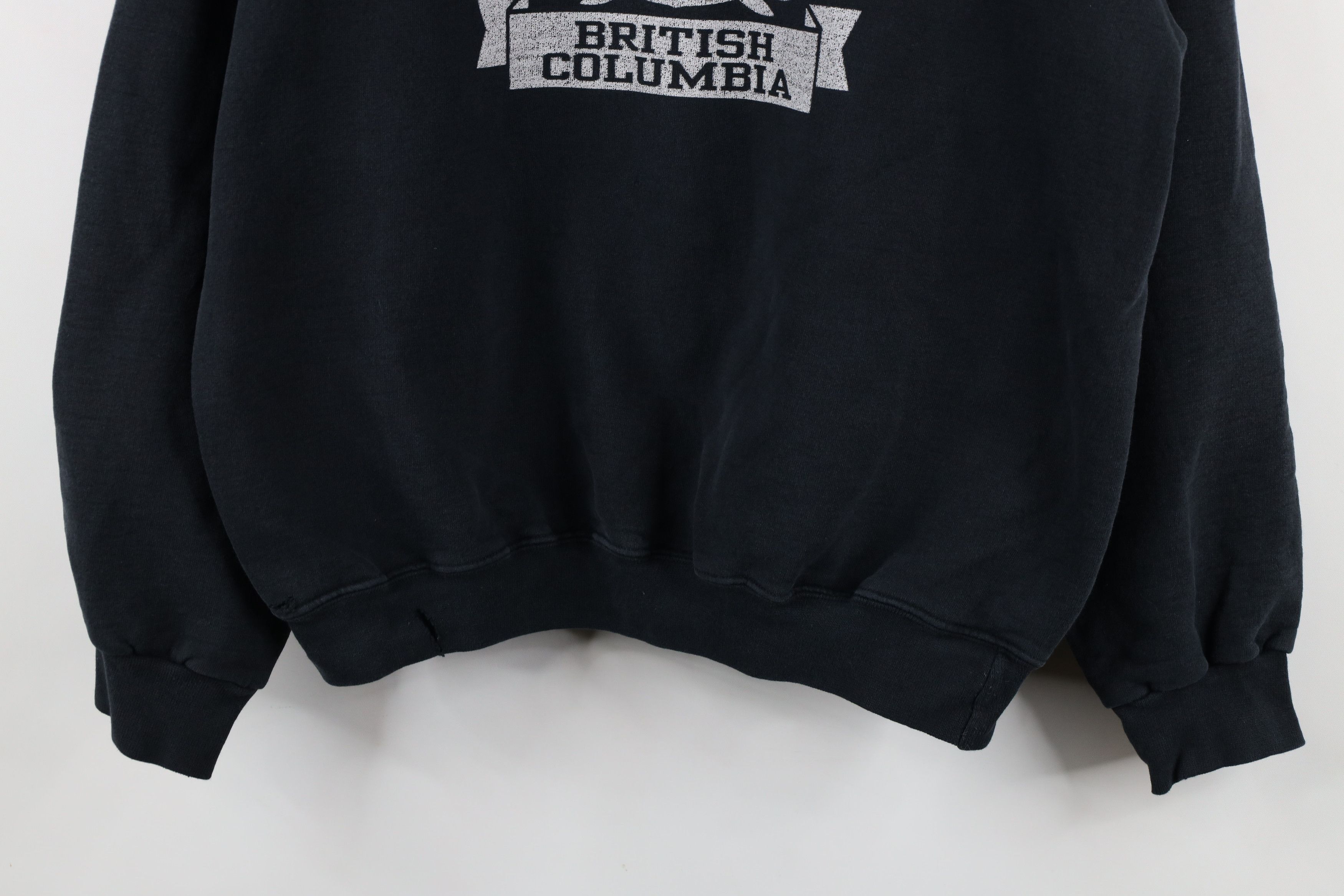 Vintage Vintage 90s Streetwear Vancouver British Columbia Sweatshirt Size US M / EU 48-50 / 2 - 3 Thumbnail