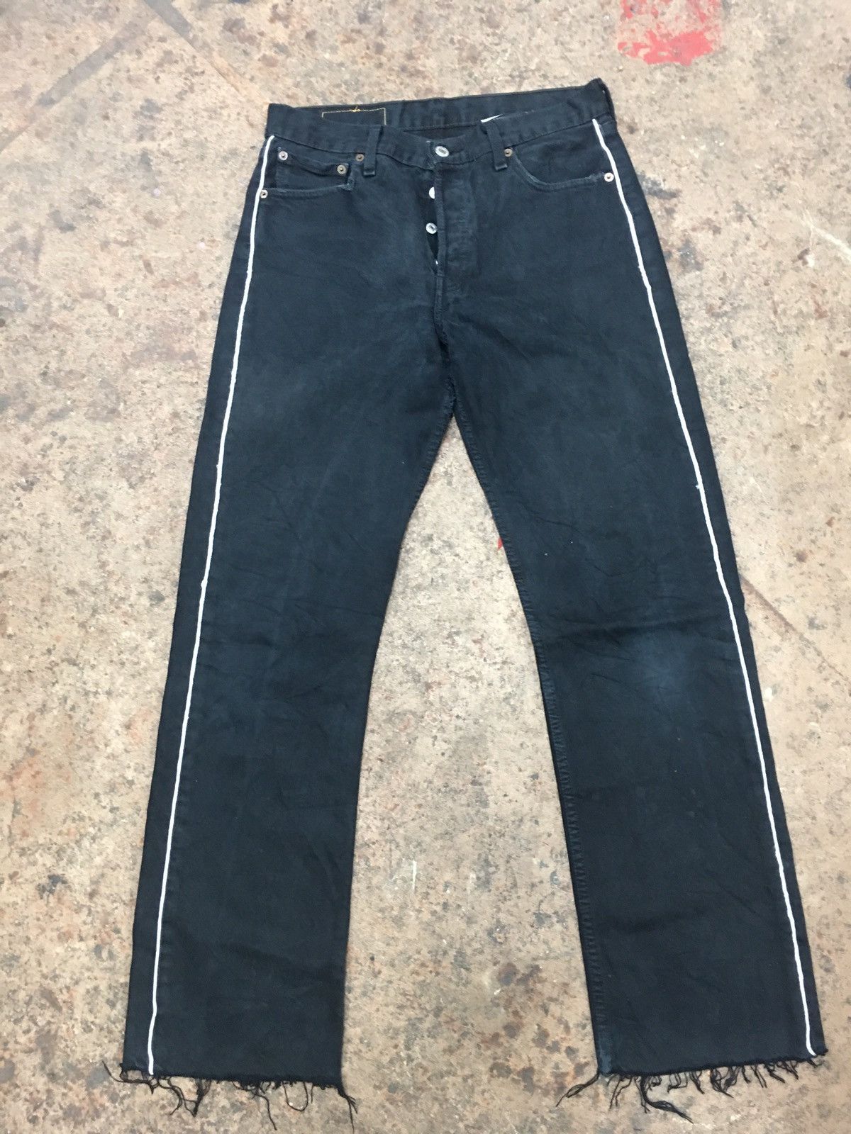 Levi's Vintage Clothing × Urban Renewal × Vintage URBAN RENEWAL VINTAGE LEVI'S 501 Size US 30 / EU 46 - 1 Thumbnail
