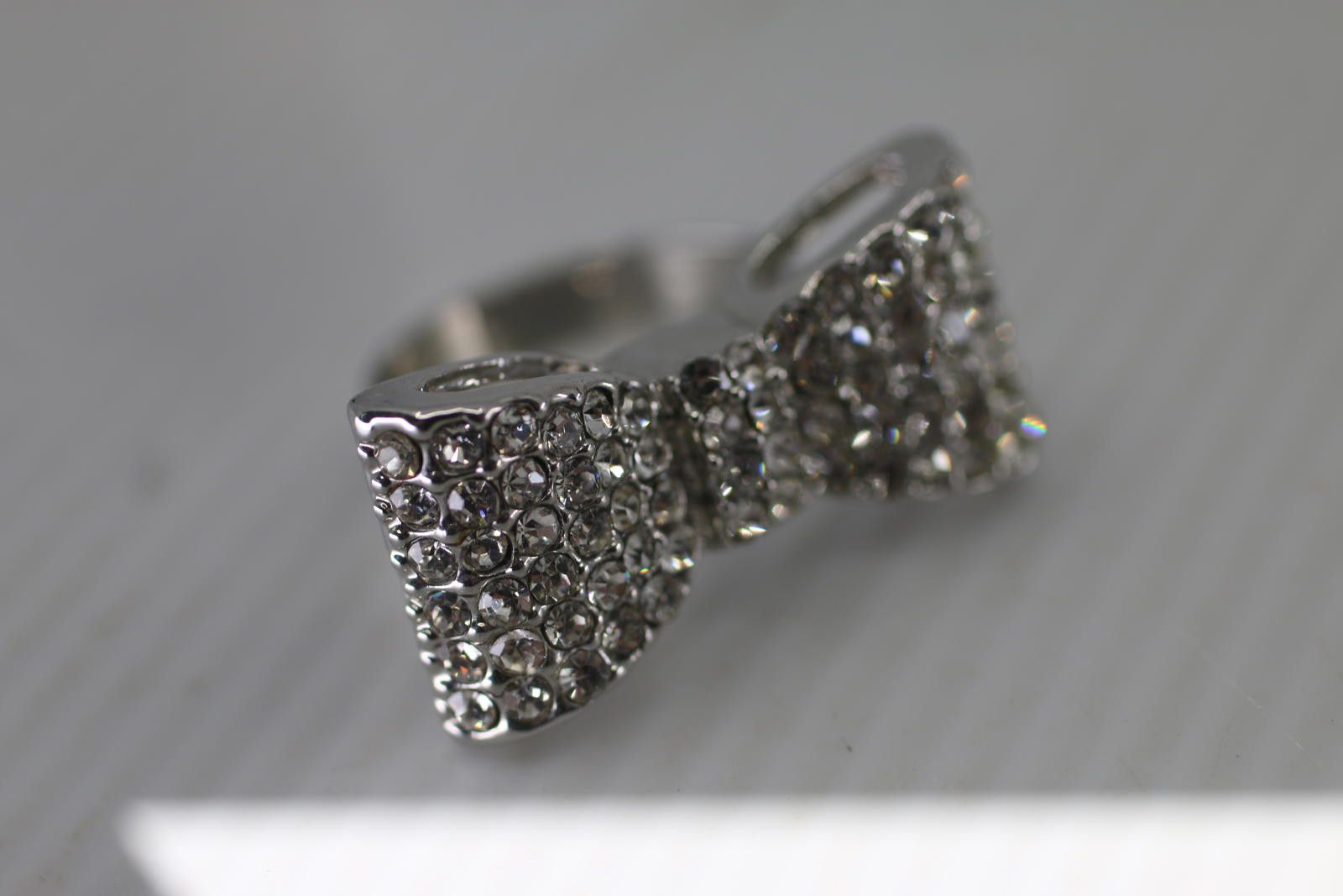 The Unbranded Brand Rhinestone Bow Ring Silver Tone Statement Bow Tie Ring Size ONE SIZE - 2 Thumbnail