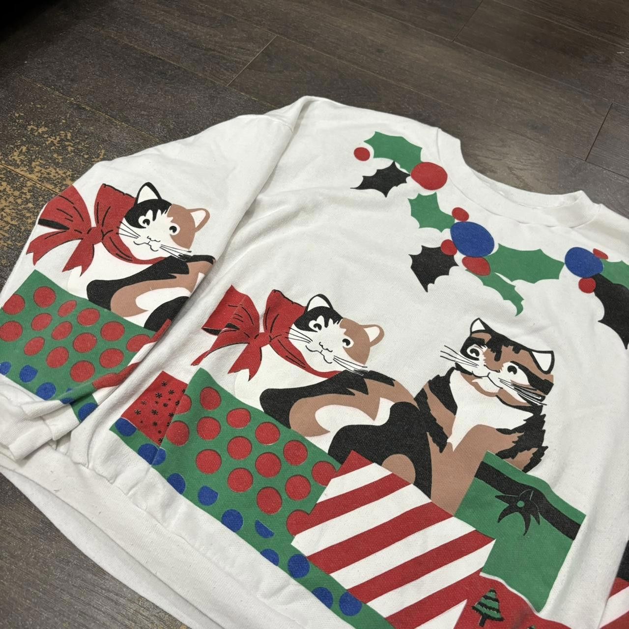 Designer vintage Christmas cats crewneck sweatshirt S/M 90s Size US M / EU 48-50 / 2 - 4 Thumbnail
