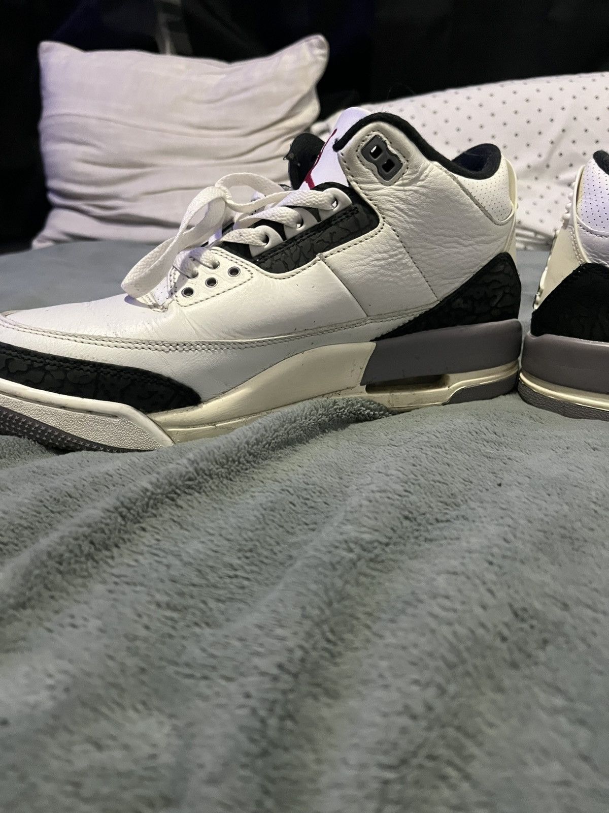 Jordan Brand DM BEFORE BUYING Jordan 3 Cement Gray Size US 10 / EU 43 - 6 Thumbnail