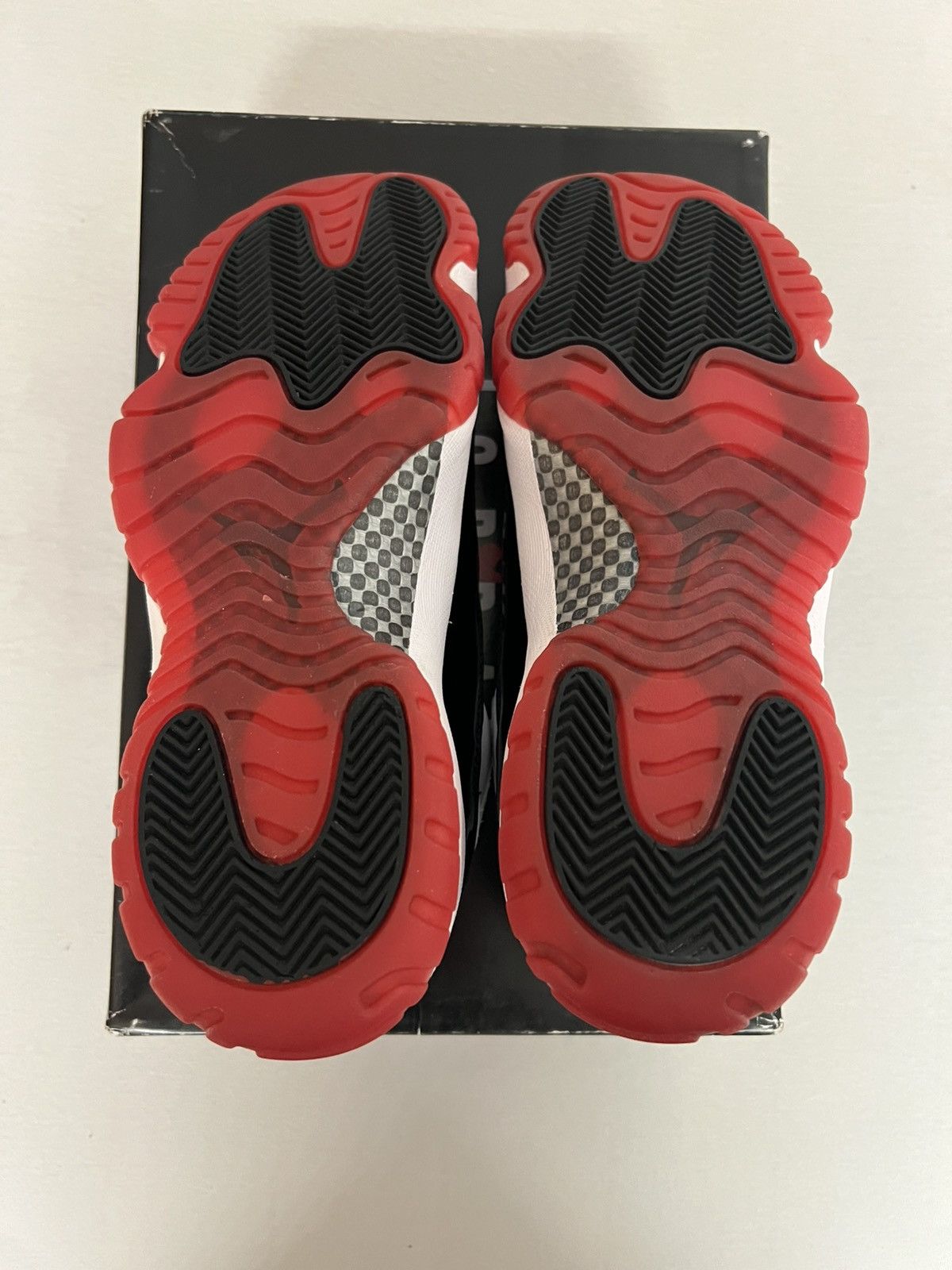 Jordan Brand Jordan 11 Retro Low Concord Bred Size US 9.5 / EU 42-43 - 4 Thumbnail