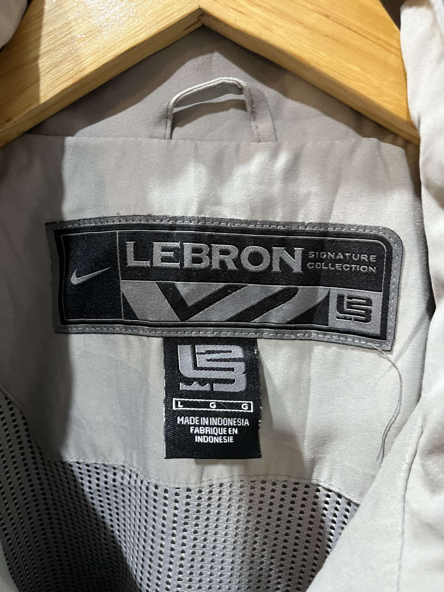 Nike Nike LeBron James Collection Swoosh Jacket Size US L / EU 52-54 / 3 - 6 Thumbnail
