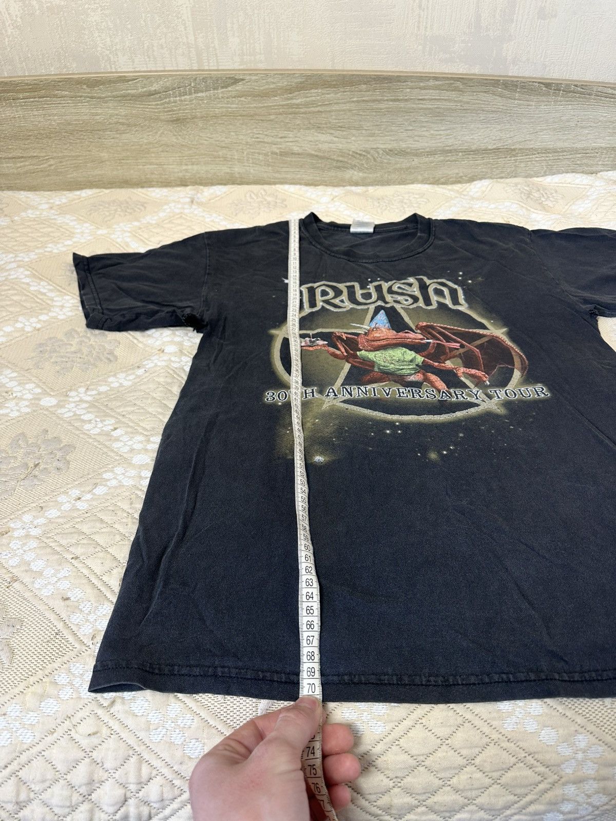 Band Tees 🔥 Rush 2004 Tour Vintage Band Tee Rock Distressed Shirt Size US M / EU 48-50 / 2 - 10 Thumbnail