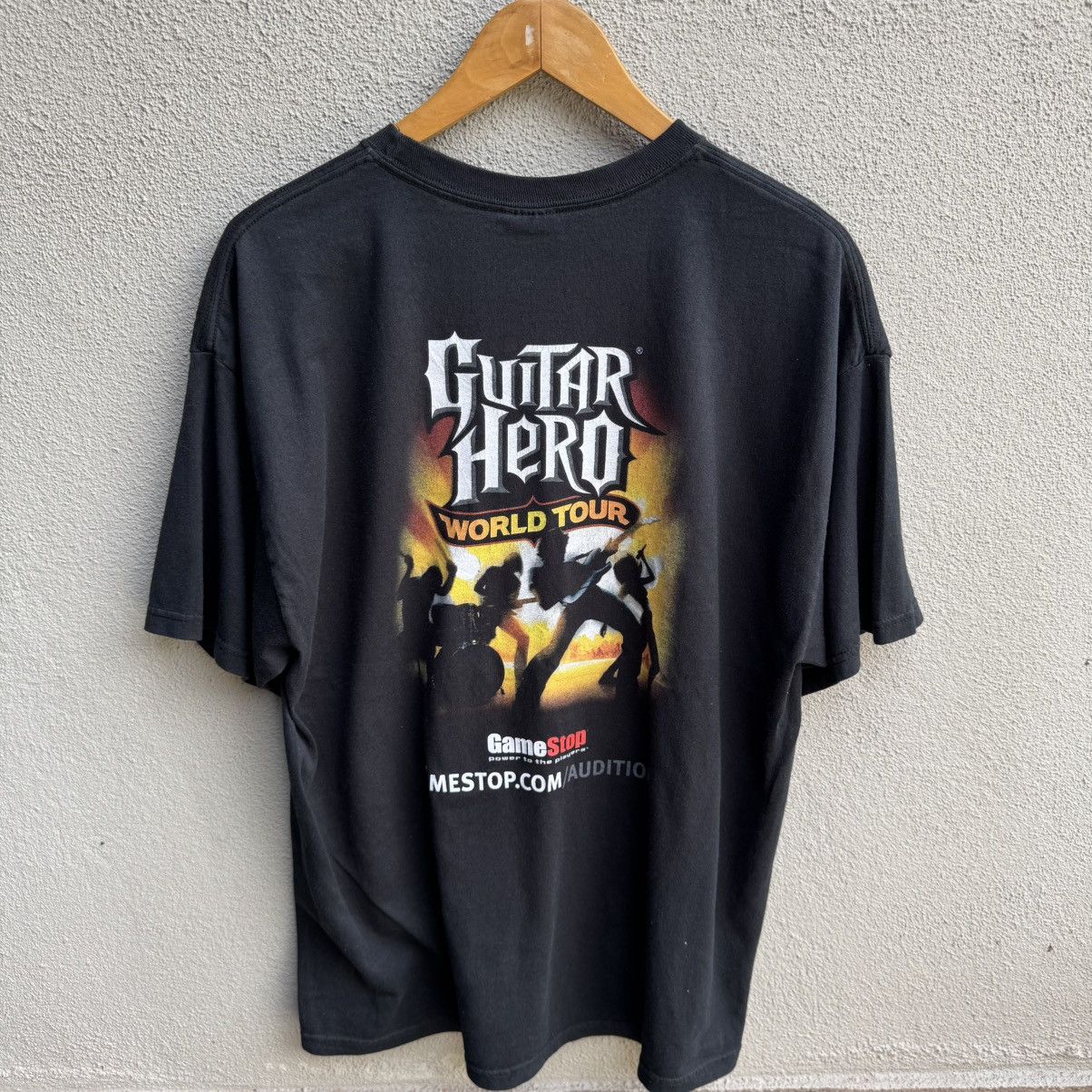 Vintage Vintage GUITAR HERO promo tee games world tour Size US XL / EU 56 / 4 - 3 Thumbnail