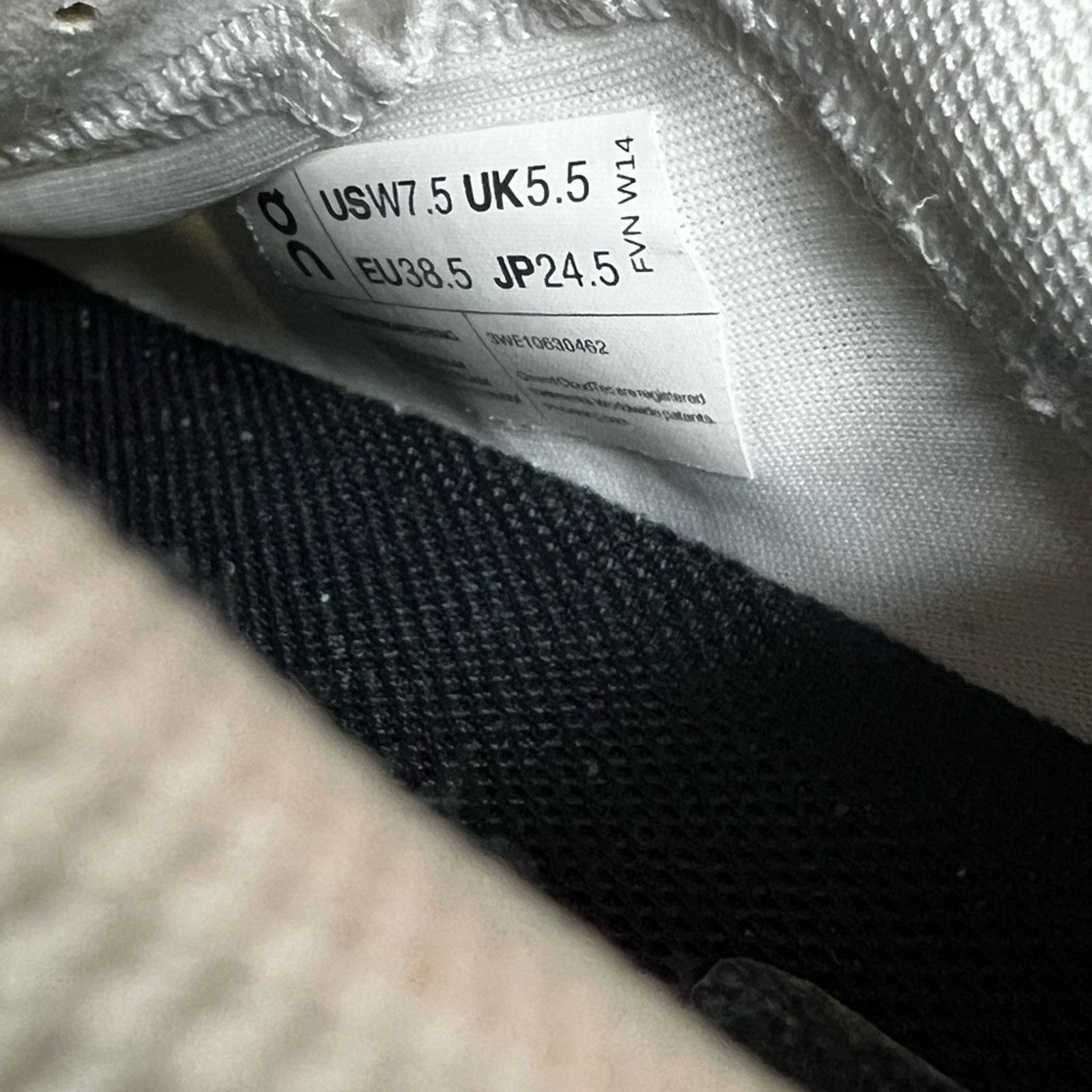 On On The Roger Pro 2 Women’s 7.5 White Tennis Pickleball Shoes Size US 7.5 / IT 37.5 - 9 Thumbnail