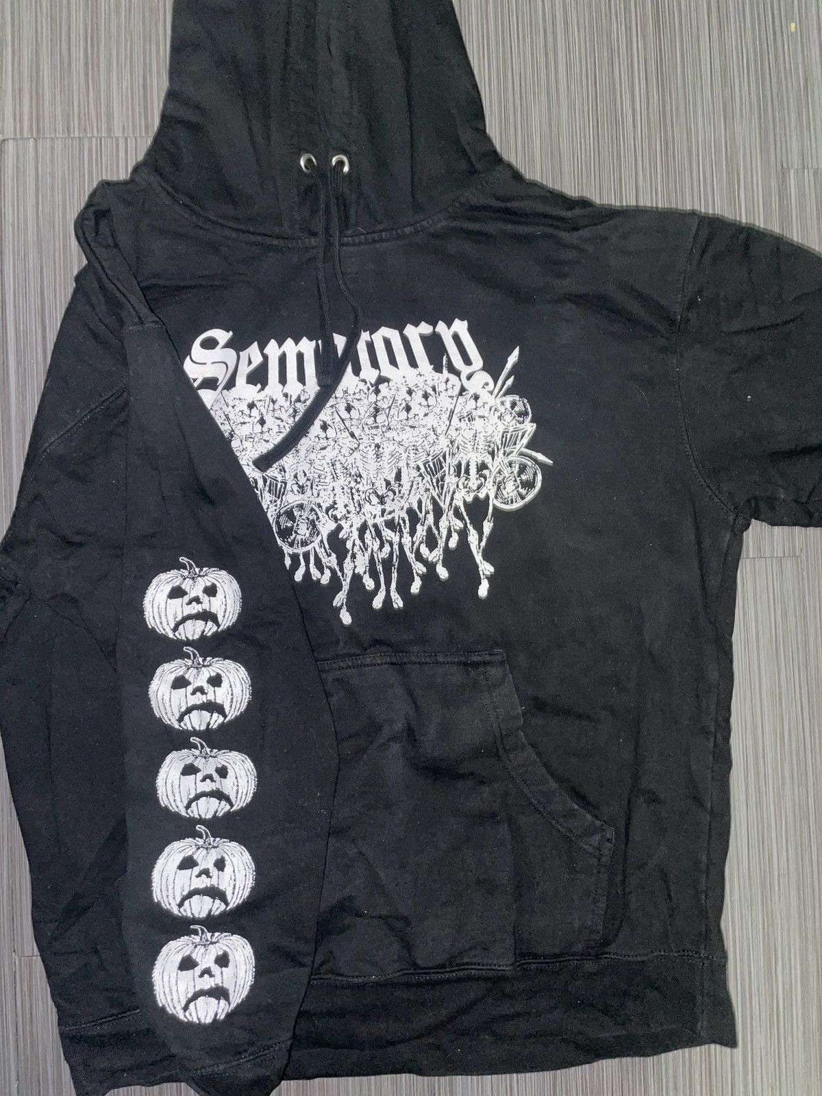 Haunted Mound Haunted Mound Skellington Hoodie size : M Size US M / EU 48-50 / 2 - 1 Thumbnail