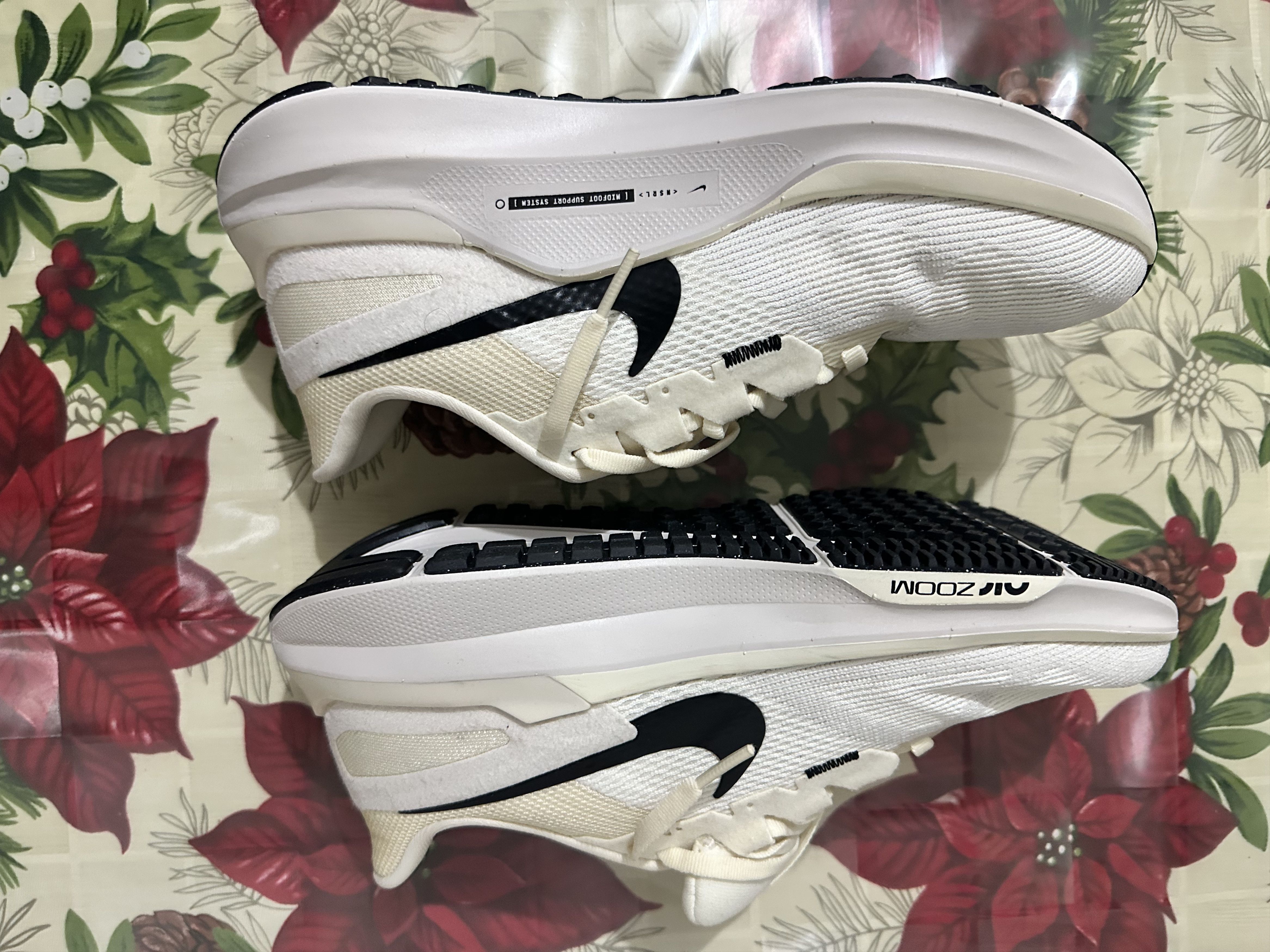 Nike Air Zoom Structure 25 'Coconut Milk' Size US 7 / EU 40 - 4 Thumbnail