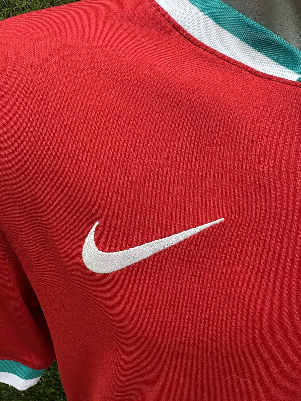 Nike Jersey firmino liverpool Size US S / EU 44-46 / 1 - 7 Thumbnail