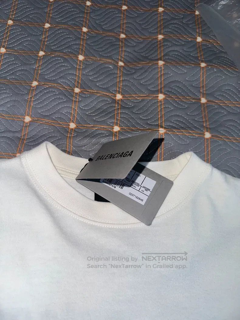 Balenciaga Balenciaga White Coke Short-Sleeve Size US XS / EU 42 / 0 - 2 Thumbnail