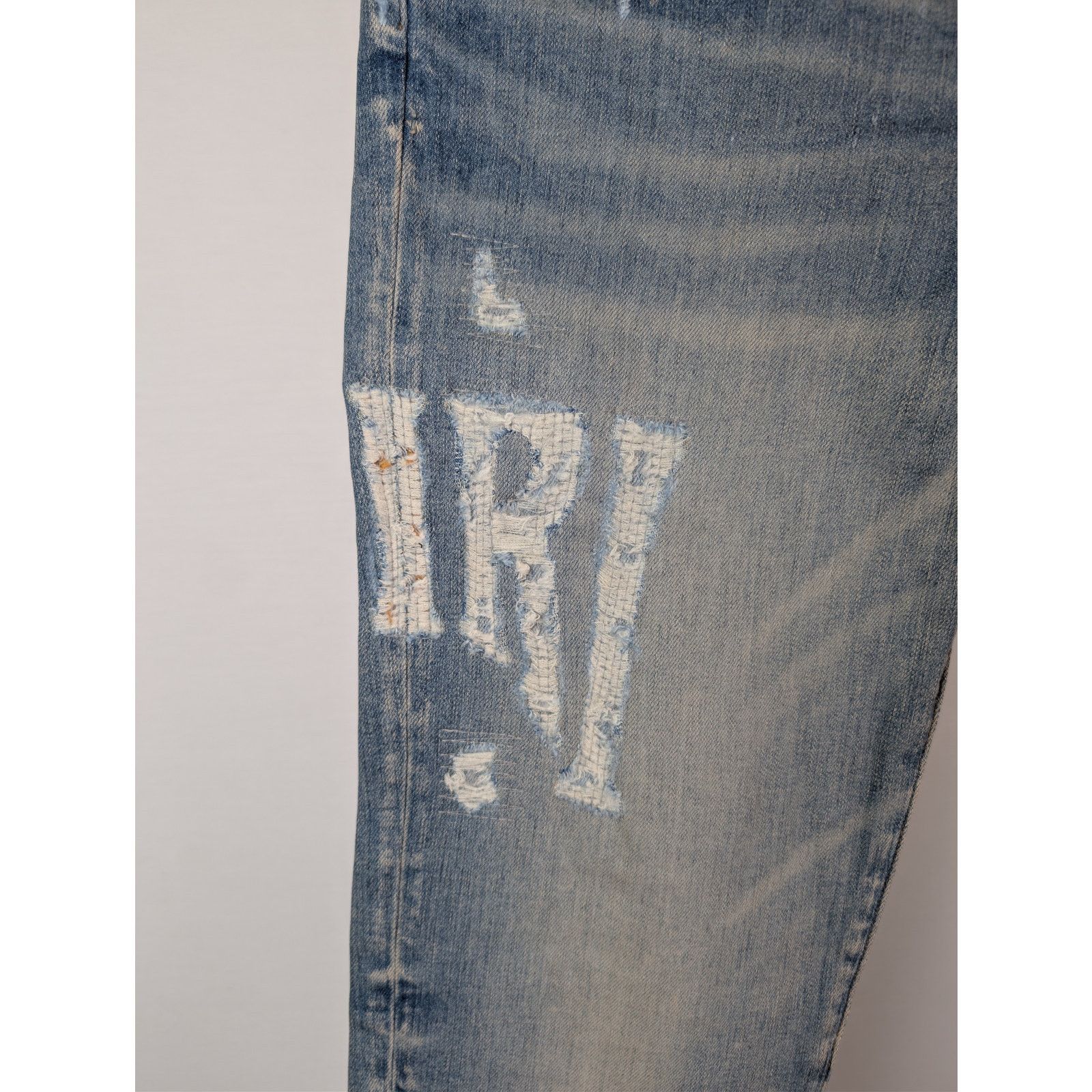 Amiri o1rshd1 Distressed Amiri Logo Jean Denim Jeans Size US 34 / EU 50 - 8 Thumbnail