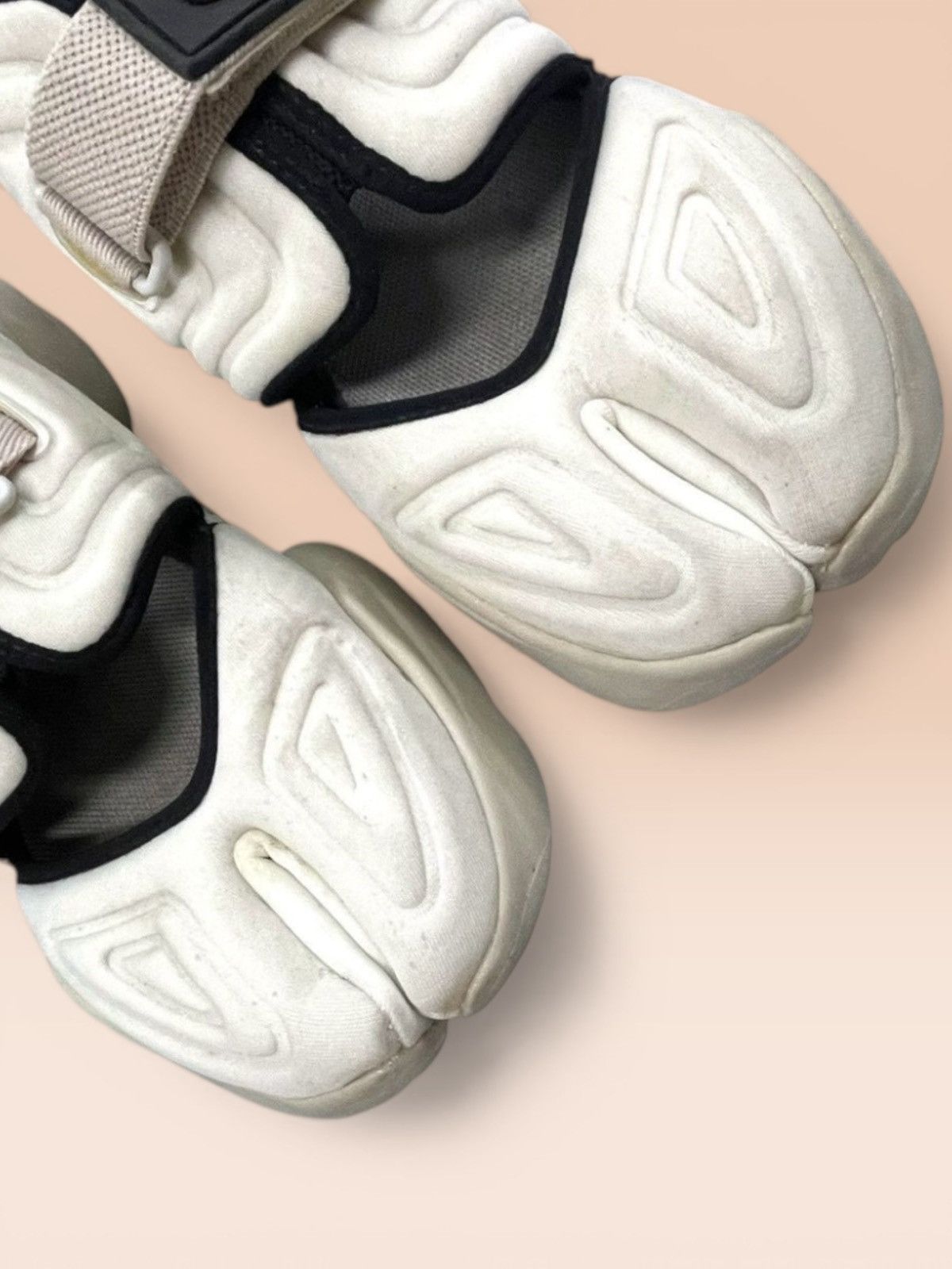 Nike Wmns Nike Aqua Rift 'Summit White' Size US 6.5 / IT 36.5 - 12 Thumbnail