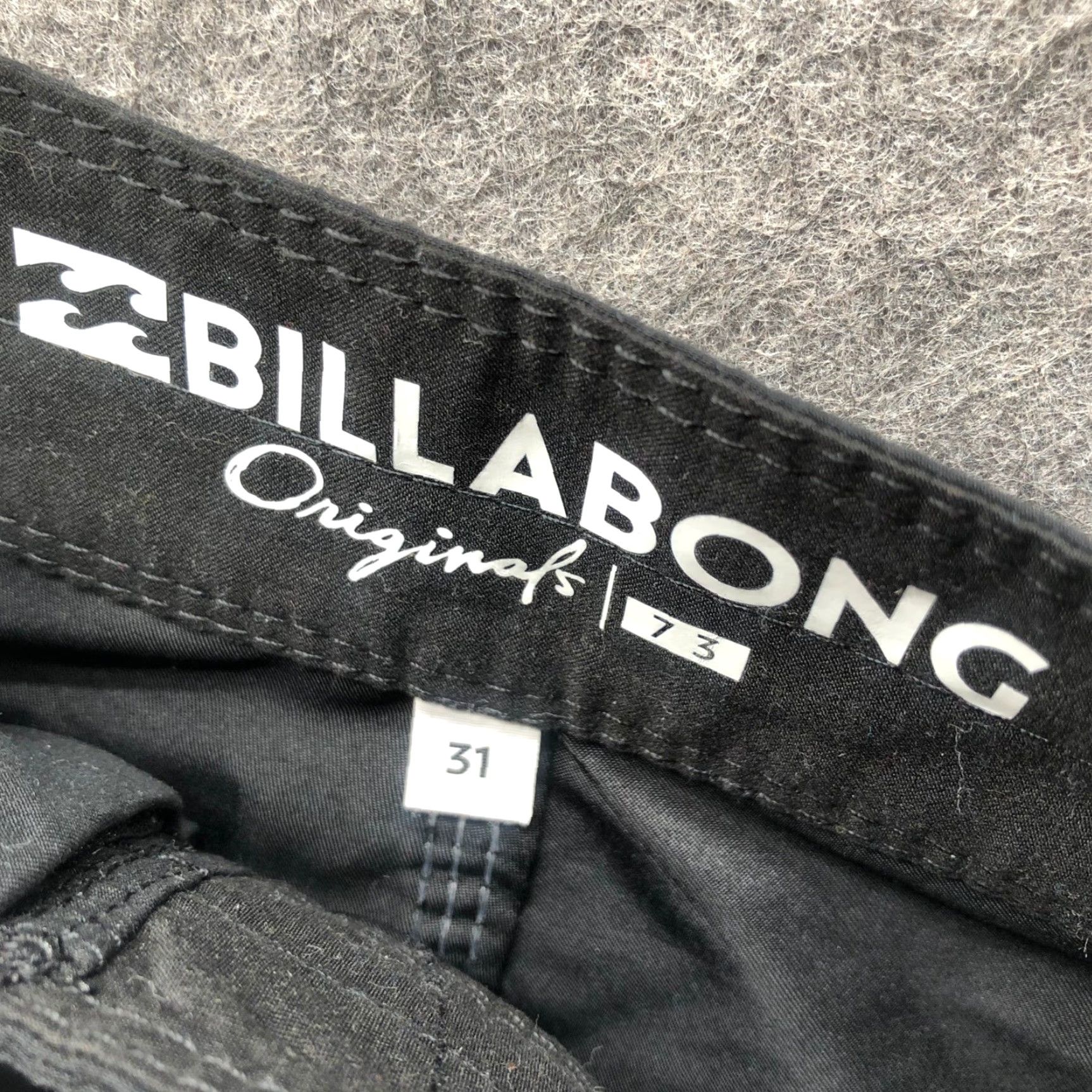 Billabong Billabong Originals 73 Board Shorts Mens 31 Black White 11'' Inseam Cargo Pocket Size US 31 - 3 Thumbnail