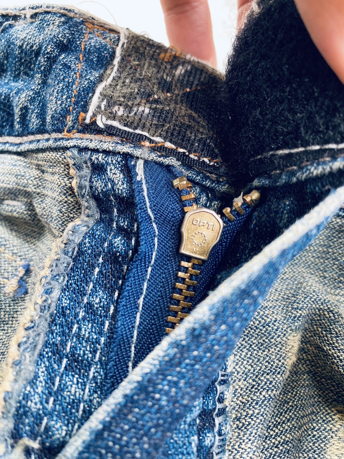 Vintage Vintage Produto No Brasil DNA Distressed Denim Pants Size US 32 / EU 48 - 11 Thumbnail